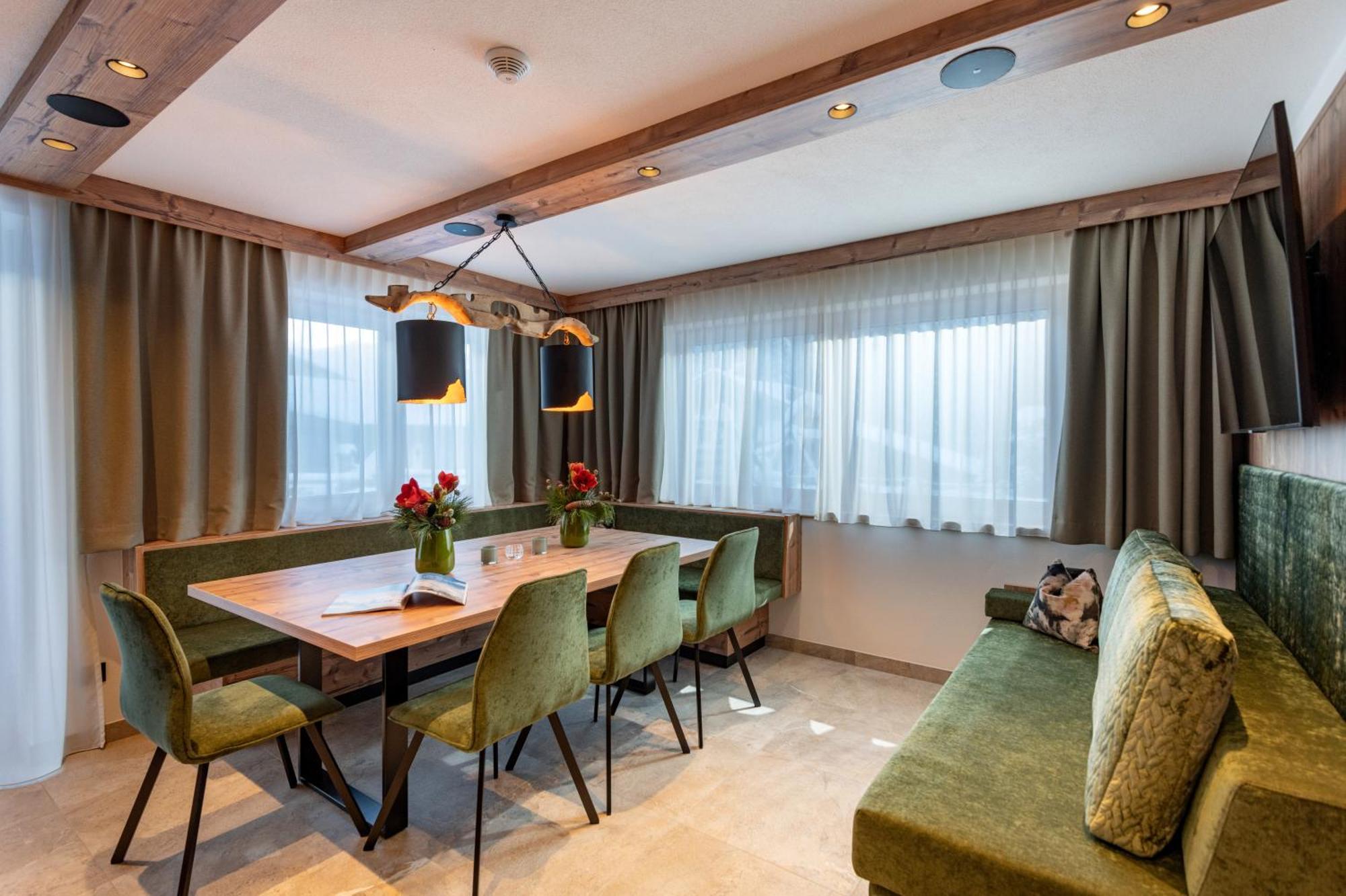 Three-Bedroom Superior Apartment
