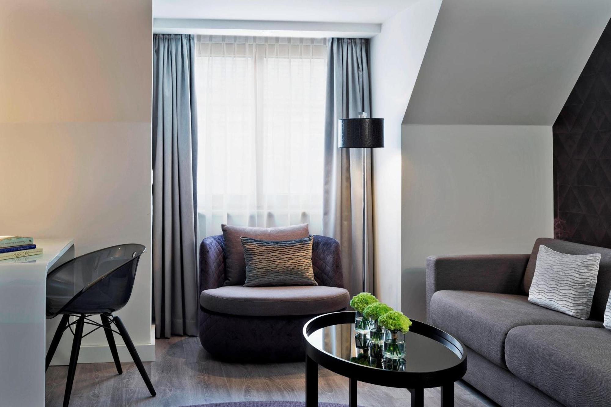 Premium Suite met 1 Slaapkamer met een Kingsize Bed en een Slaapbank
