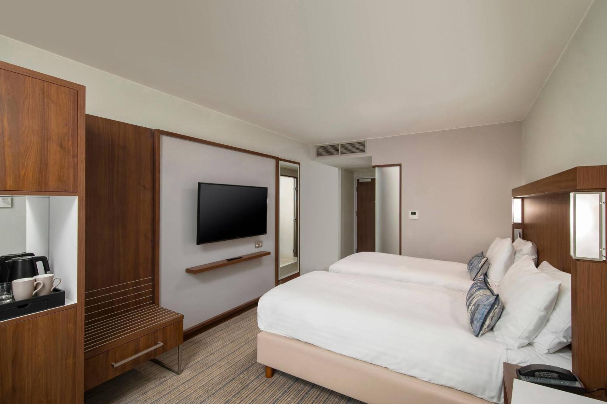 Standard Twin Guest Room