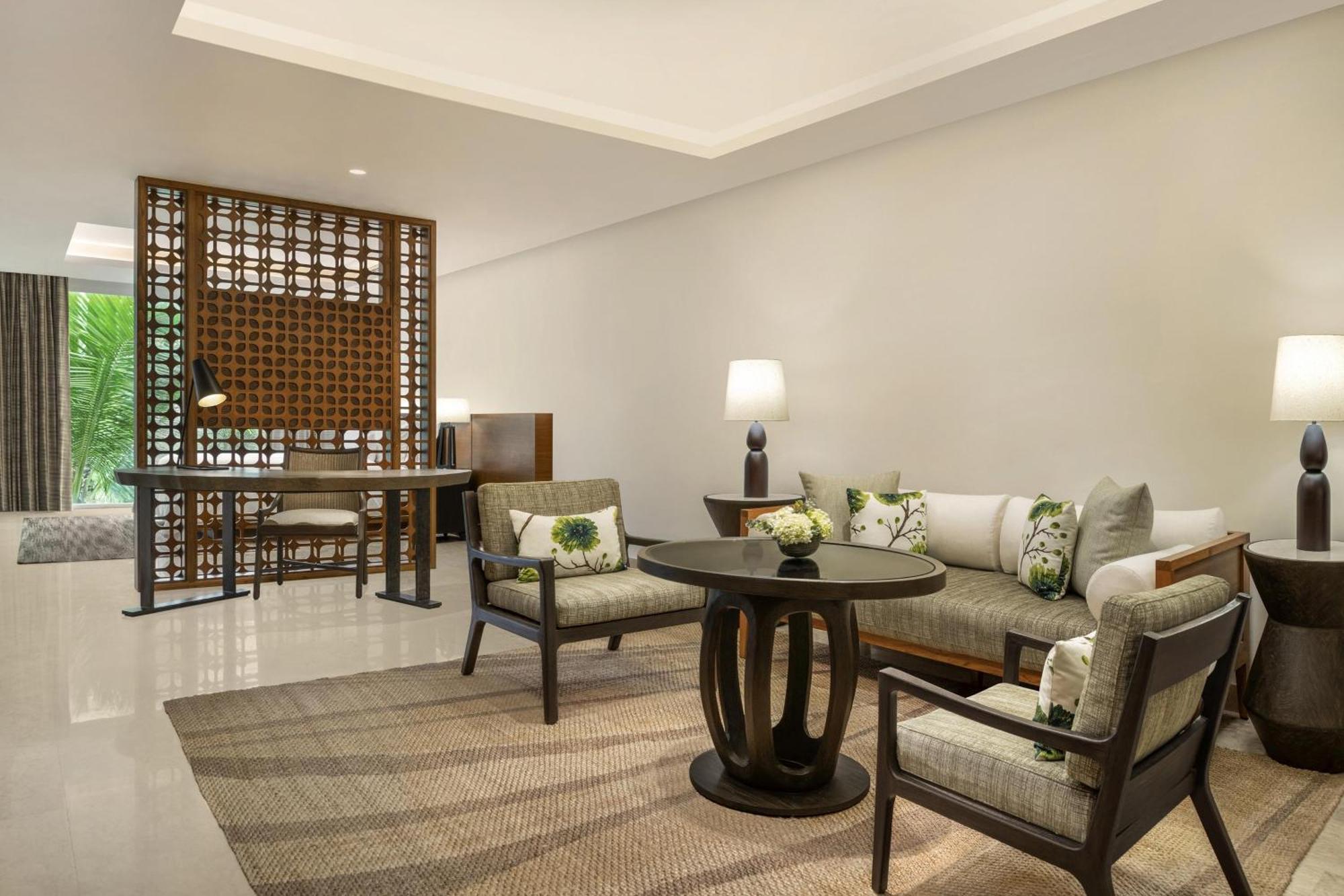 Junior Suite 2 Twin Beds Garden View Balcony Access to the Farm Family Activities Daily Yoga Daily Aquacise 24-Hour Access to the Westin WORKOUT®️ Fitness Studio