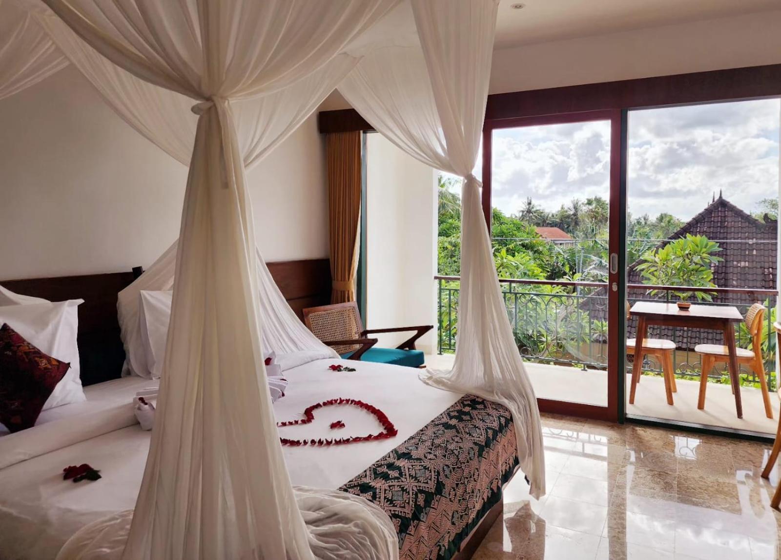 Sabana Bliss Pool View