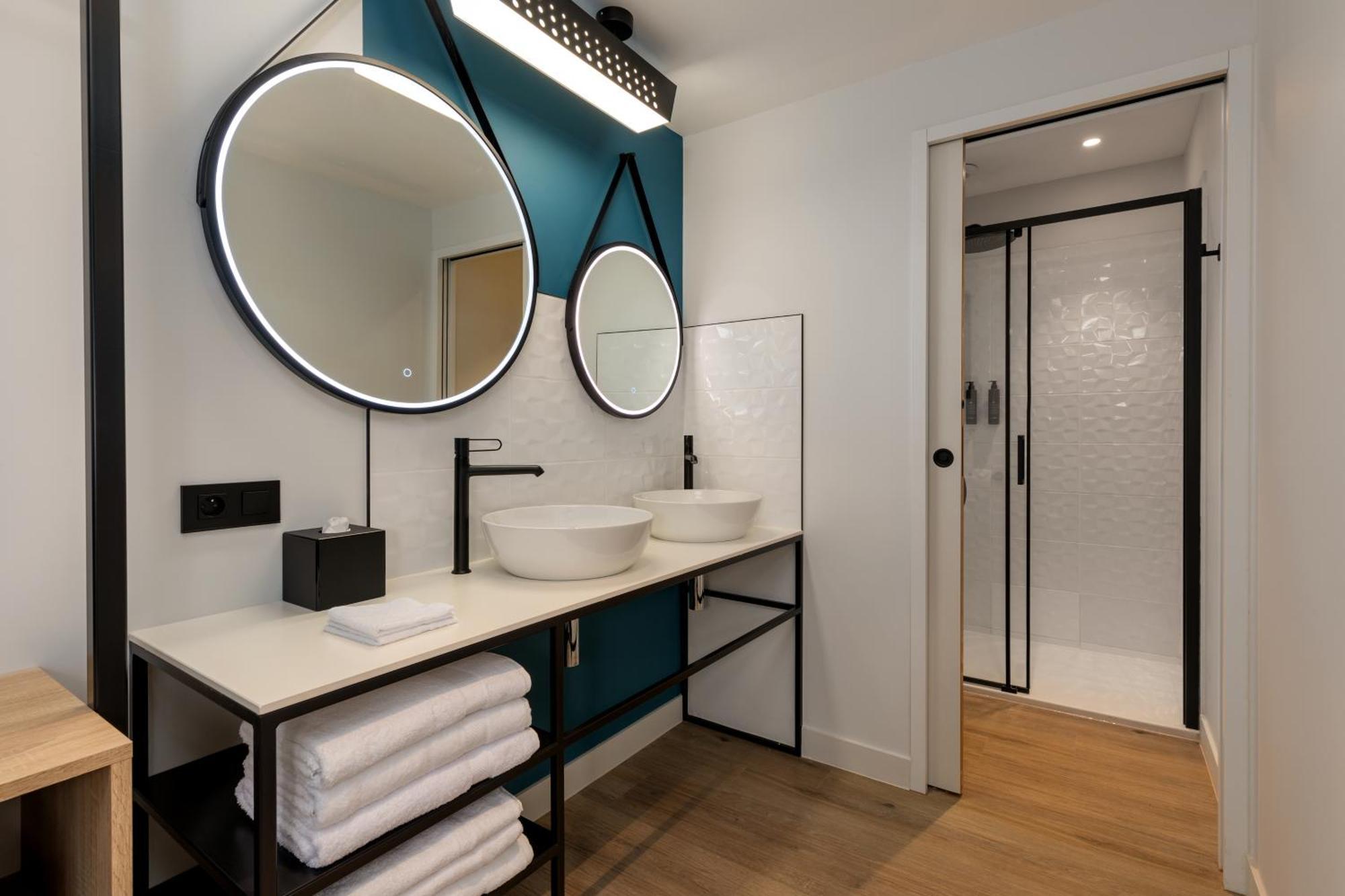Familiekamer met 2 Queensize Bedden - Inclusief Toegang tot de Spa