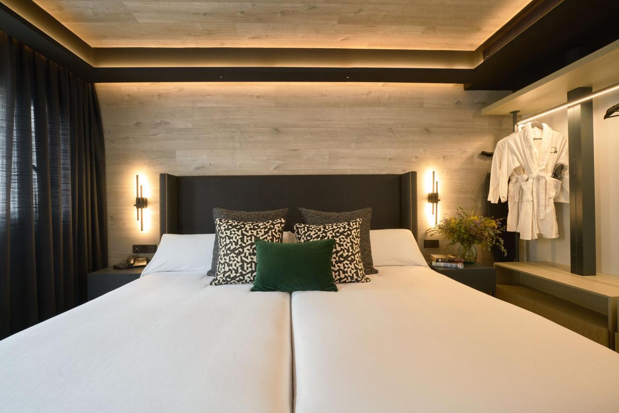Exterior Superior Double or Twin Room Aduana Street