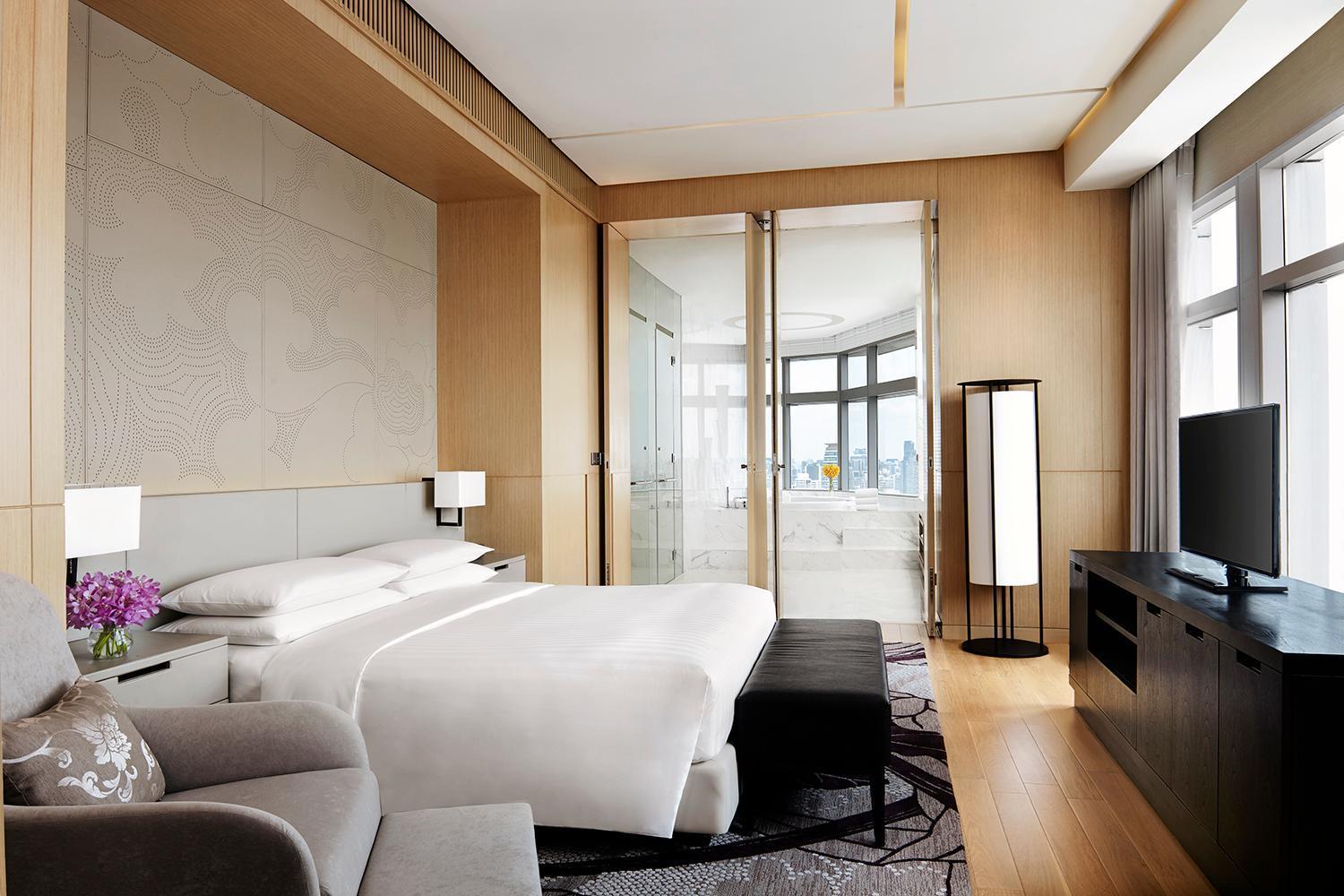 Two-Bedroom Presidential Suite High Floor or Executive Lounge Access