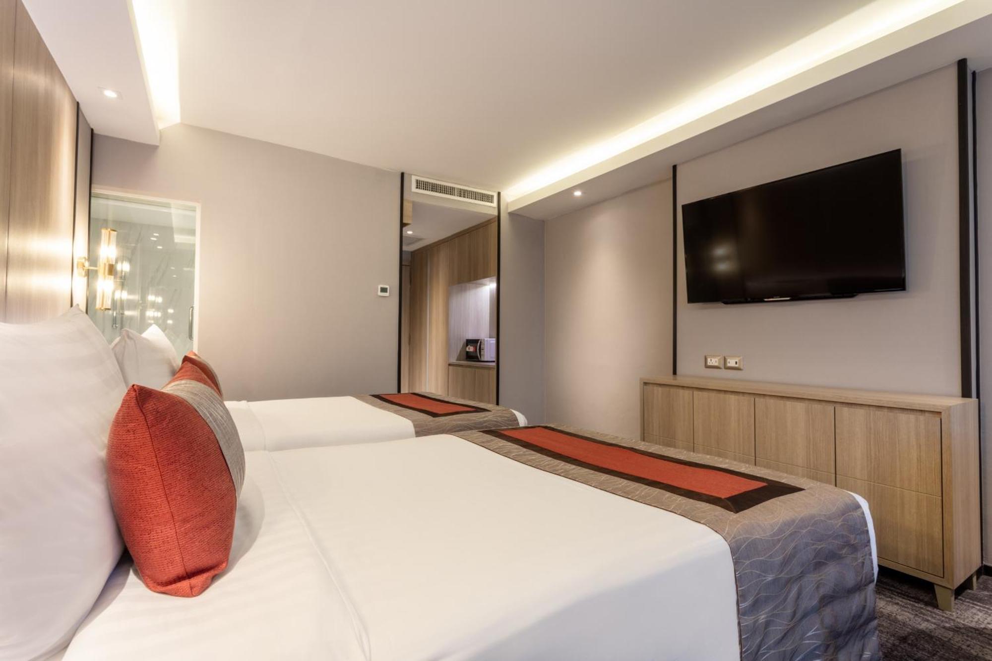 Deluxe Double or Twin Room