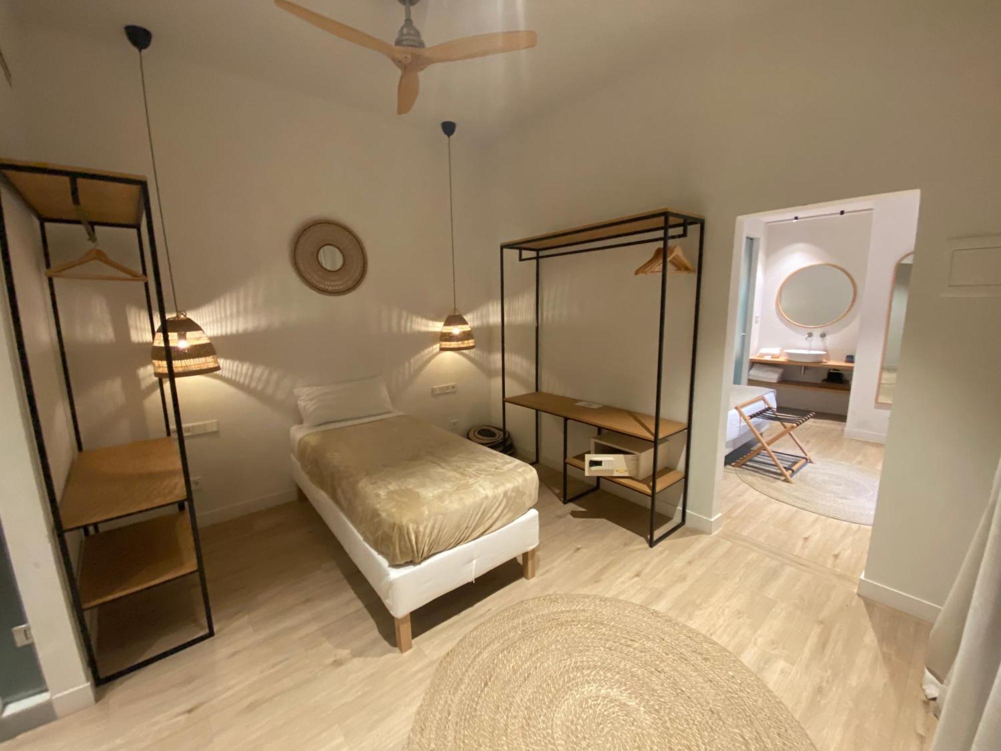 Superior Triple Room