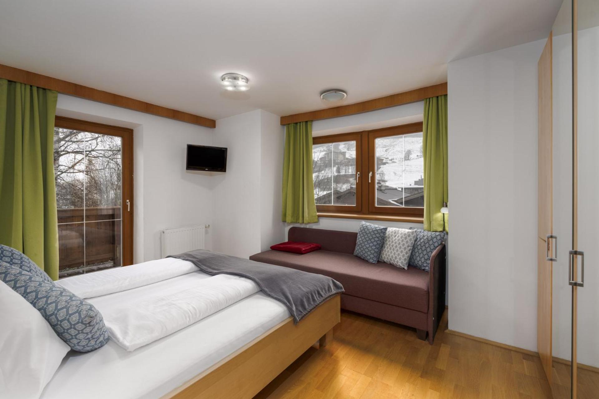 Large Two-Bedroom Apartment