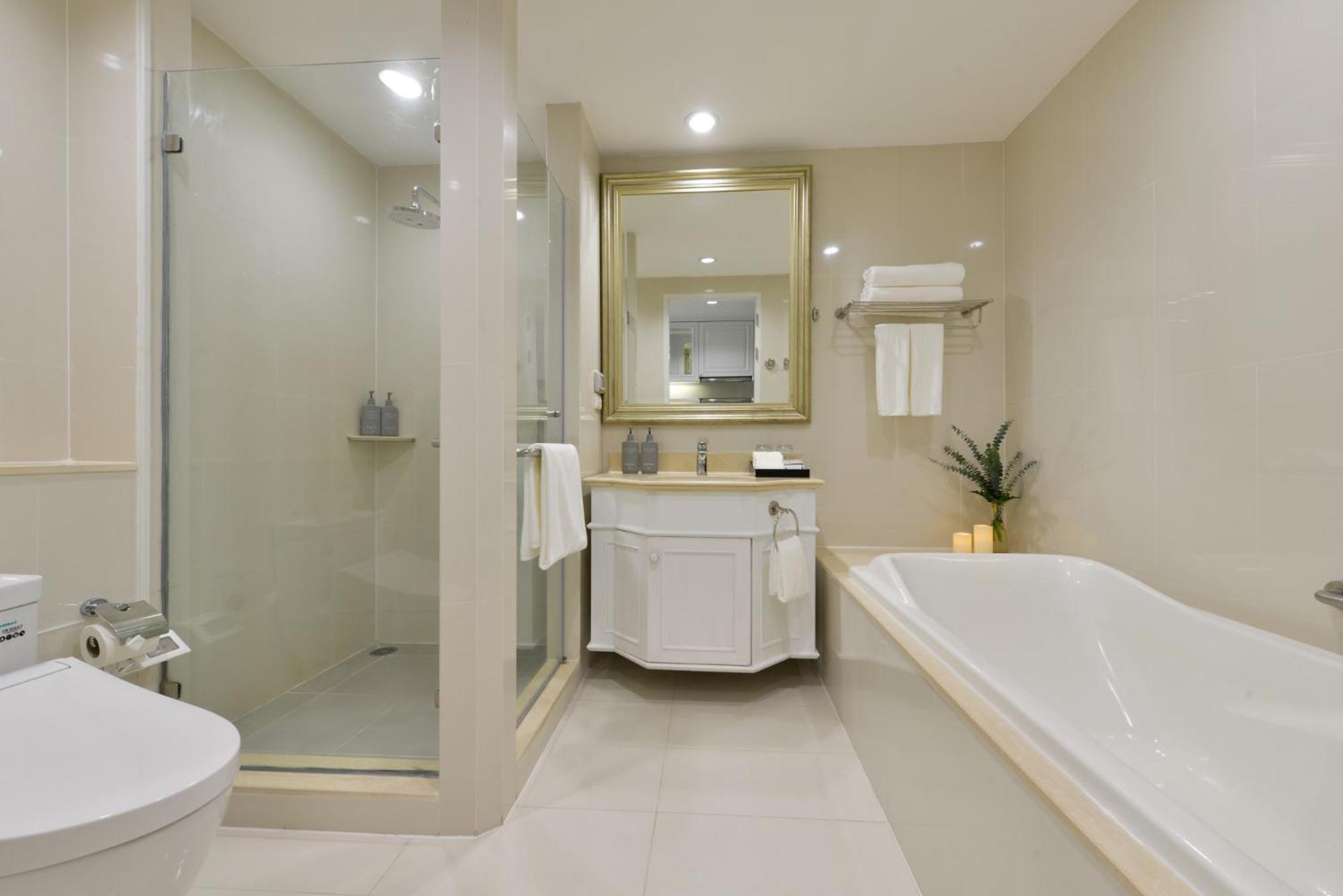 Deluxe Double or Twin Room Balcony