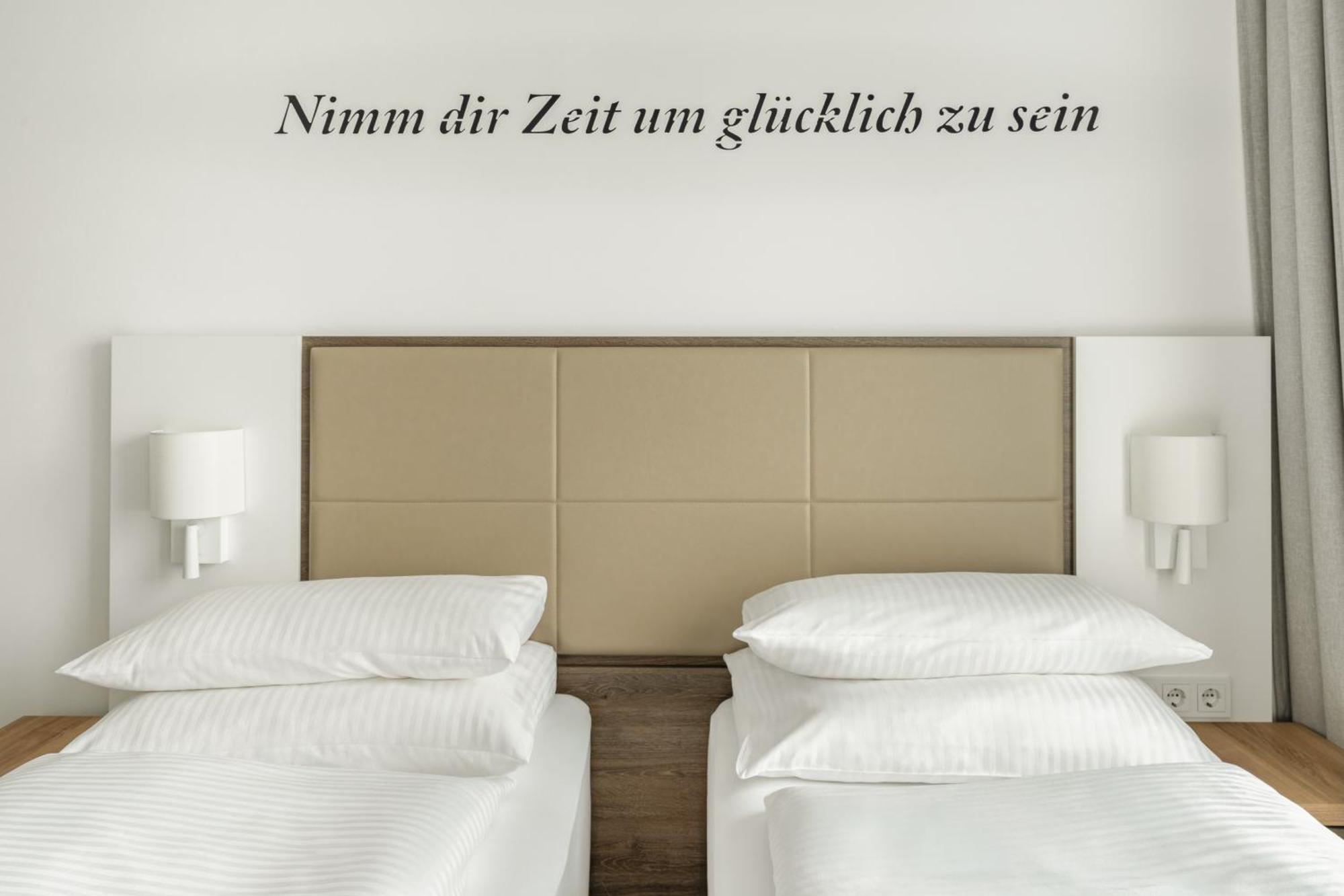 Studio met 2 Eenpersoonsbedden