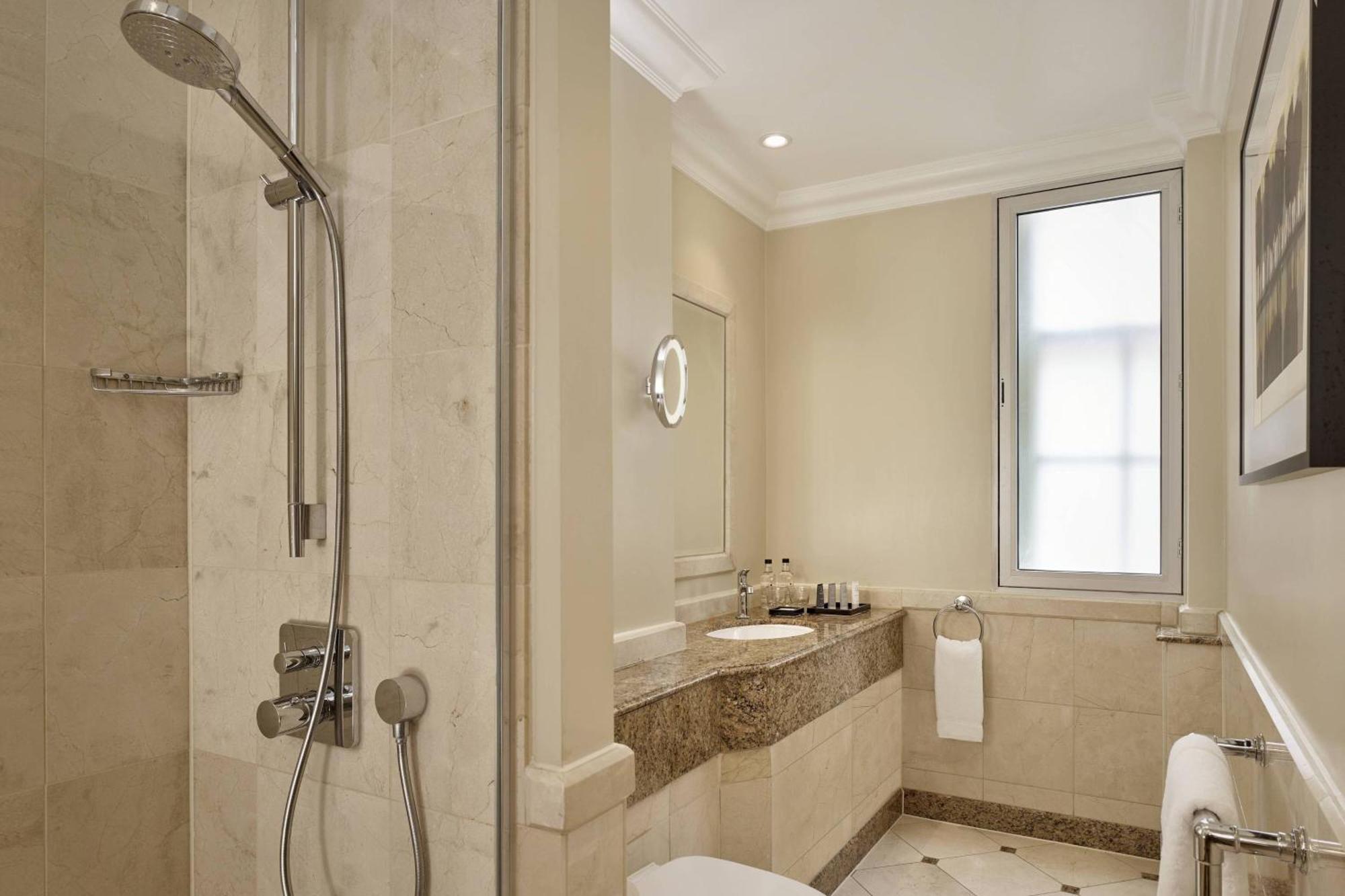 Superior Room, Guest room, 1 King,1742623712:JPEG