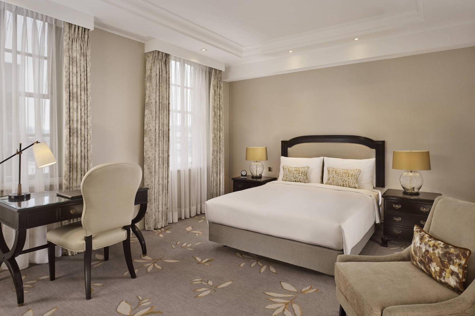 Deluxe Room, Guest room, 1 Queen,1742623677:JPEG