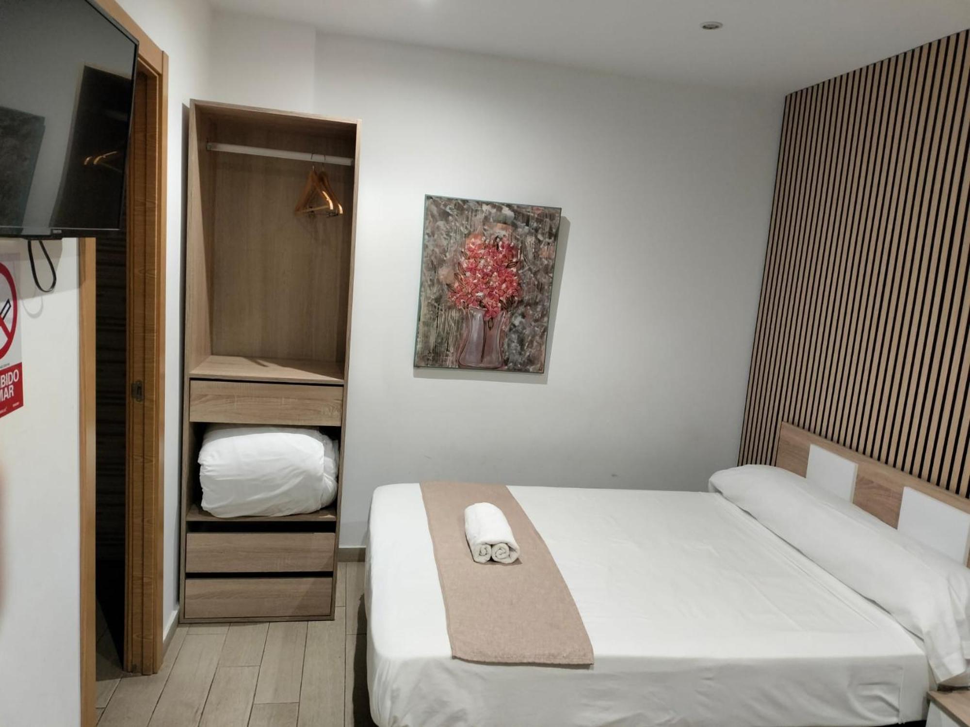 Single Room Private Bathroom