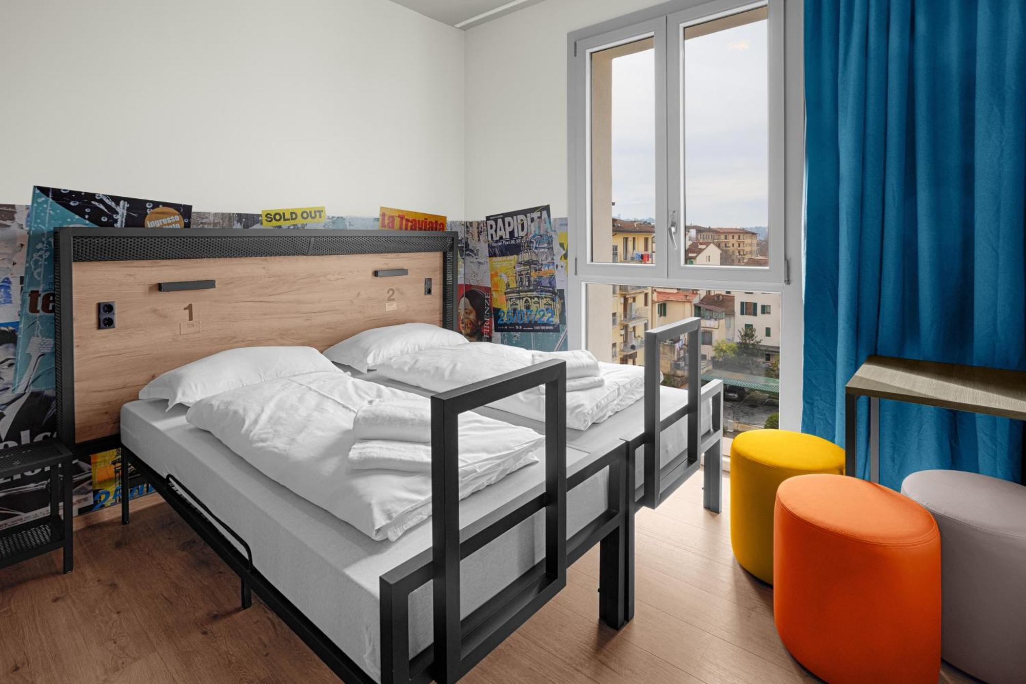 Tweepersoonskamer met 2 Aparte Bedden
