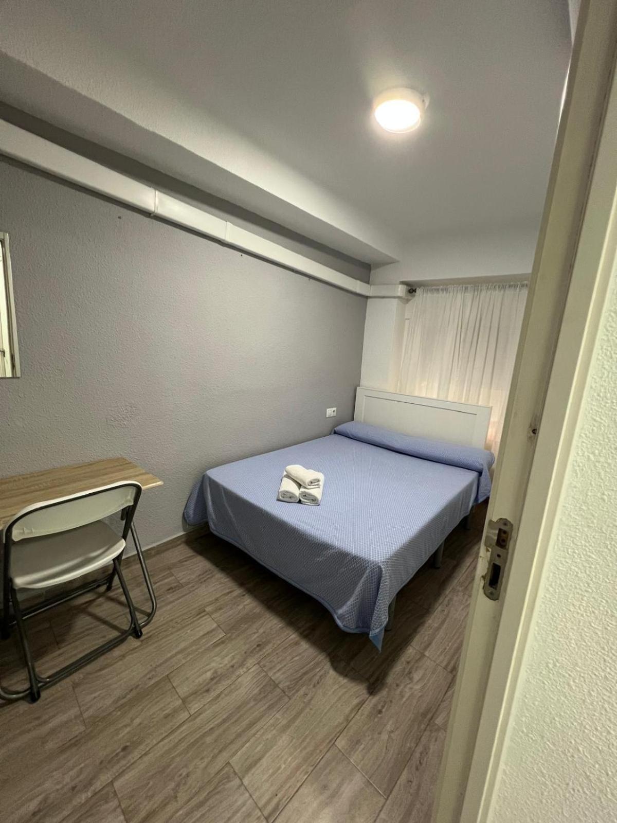 Double Room Private Bathroom
