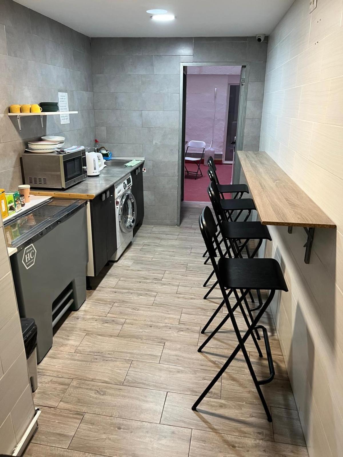 Double Room Private Bathroom