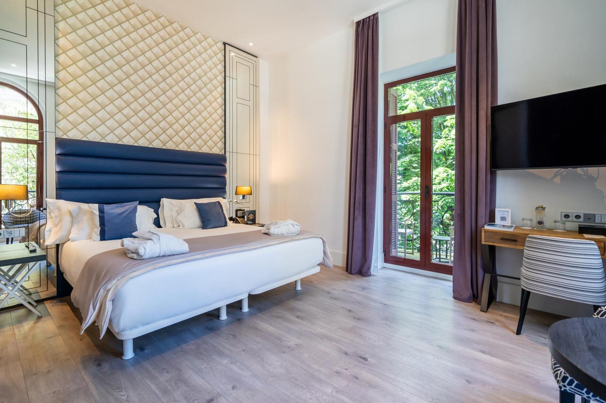 Superior Double or Twin Room Terrace