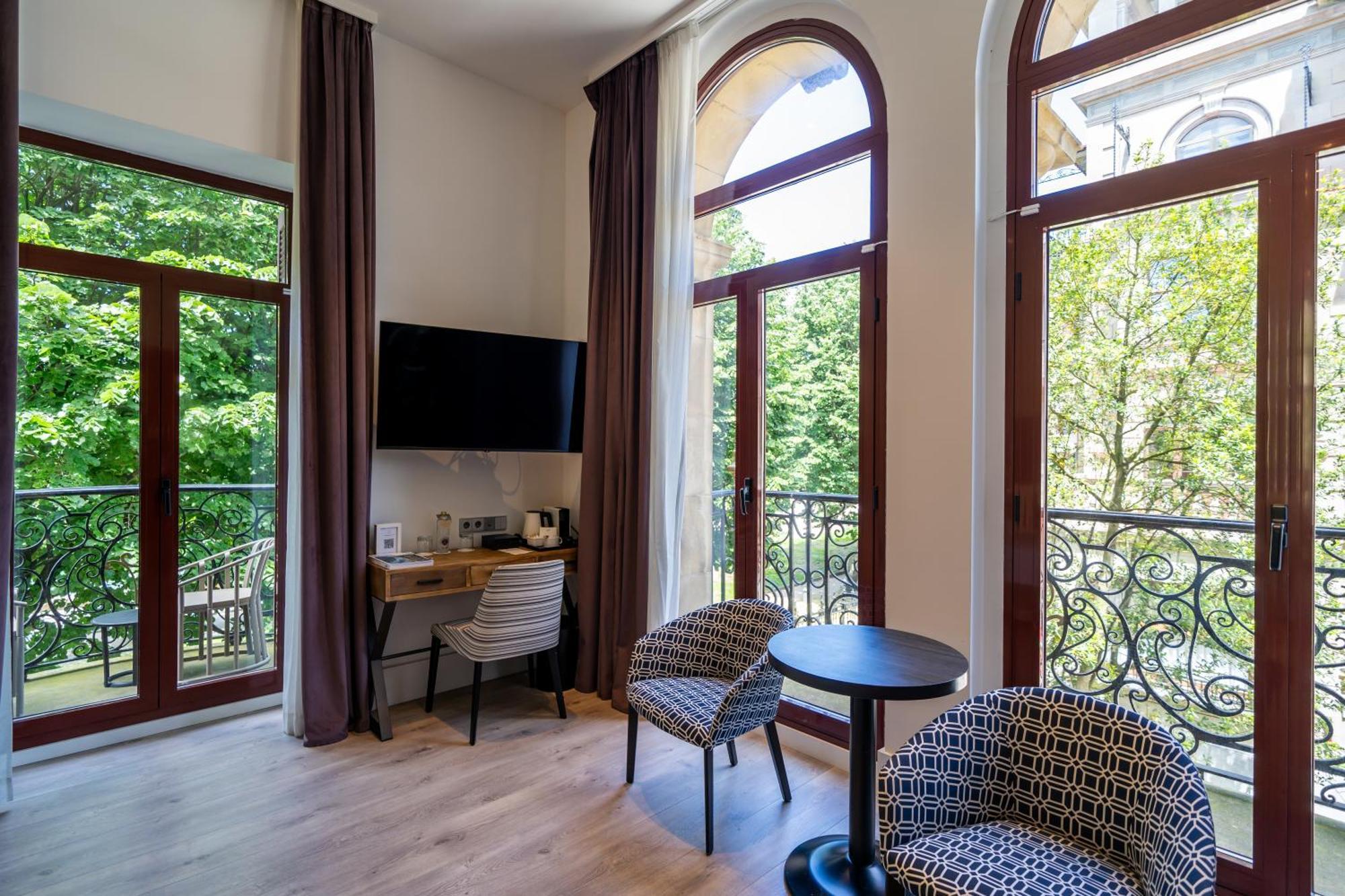 Superior Triple Room