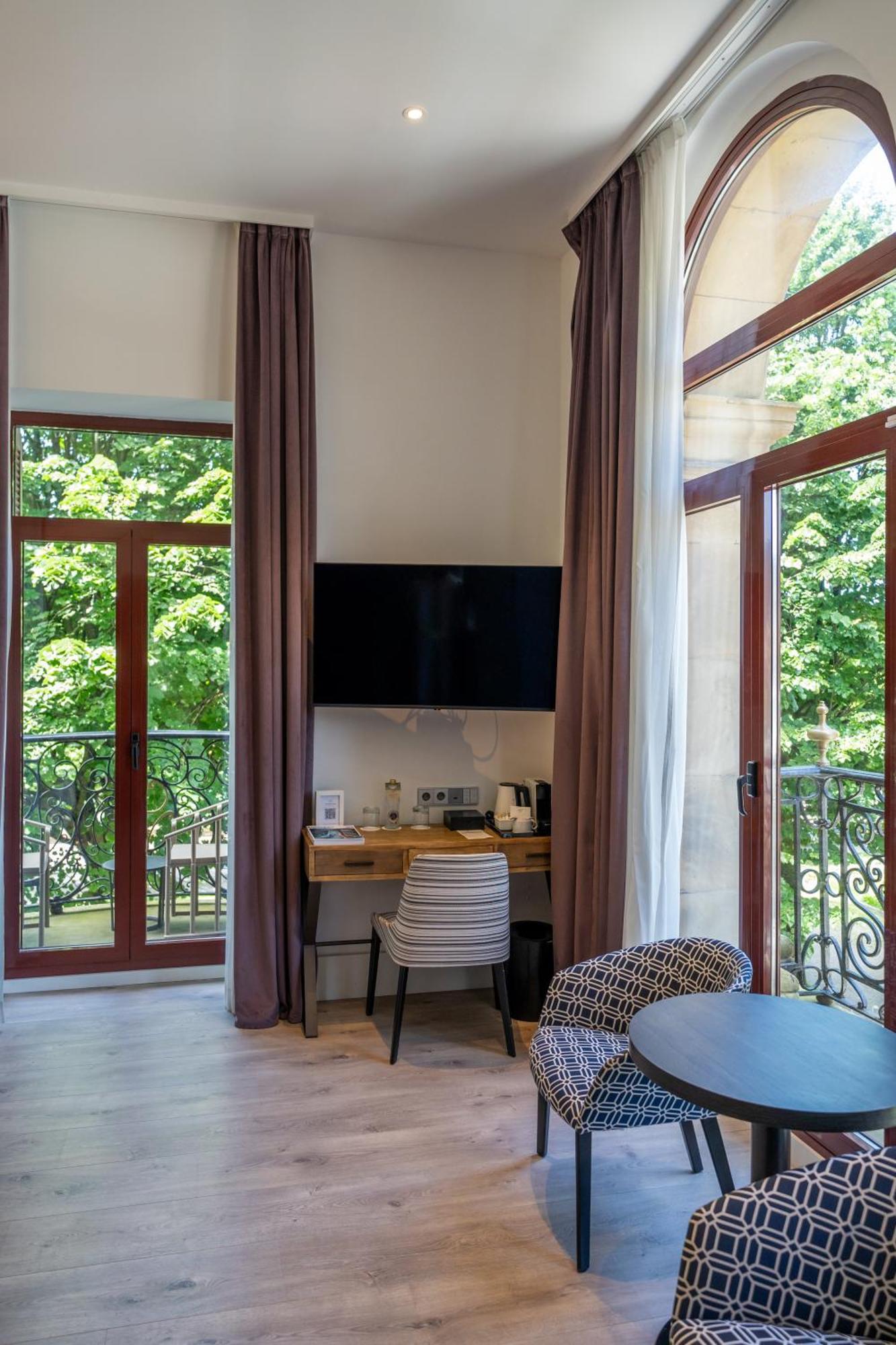 Superior Double or Twin Room Terrace