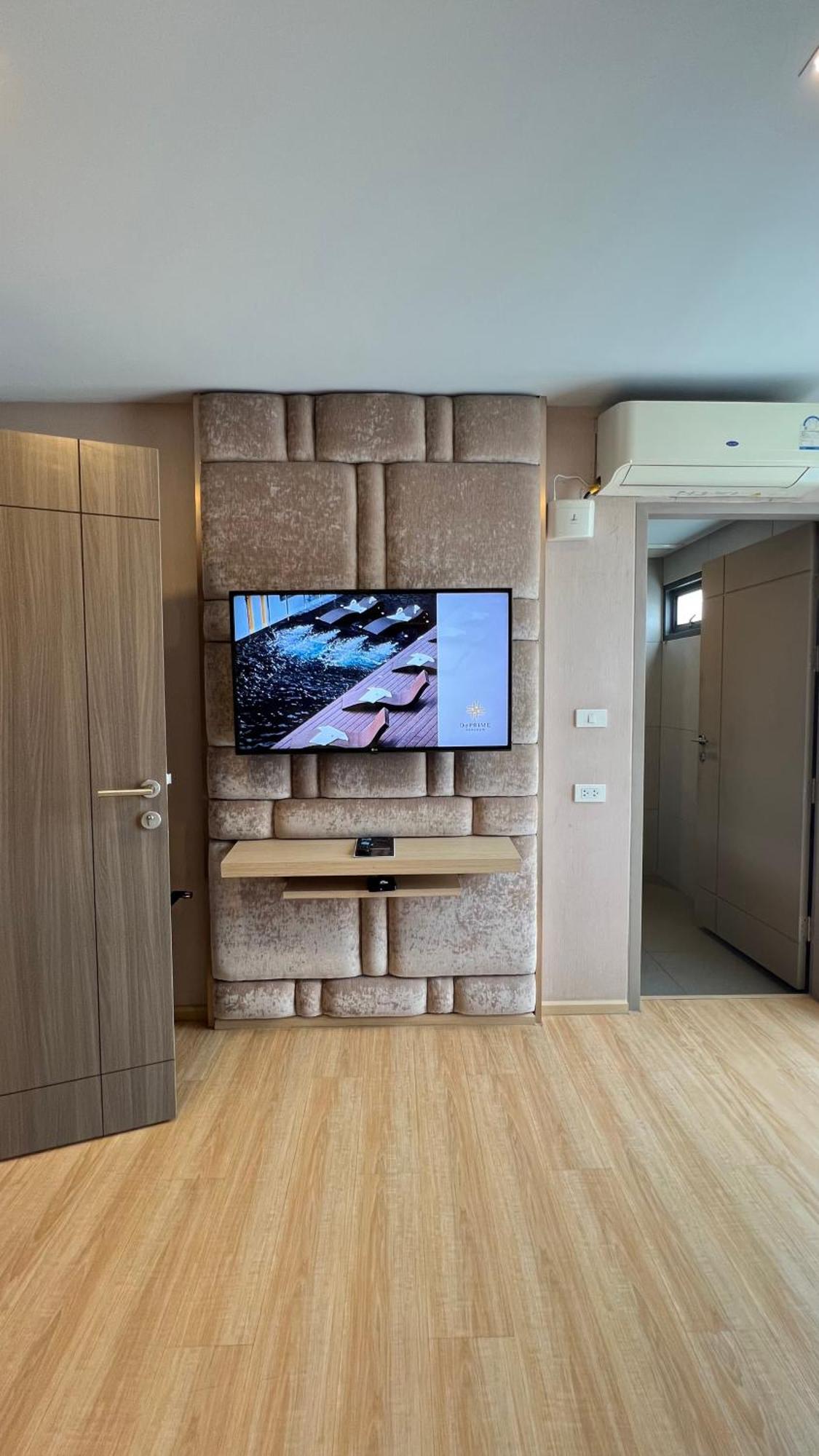 Family Room Bath