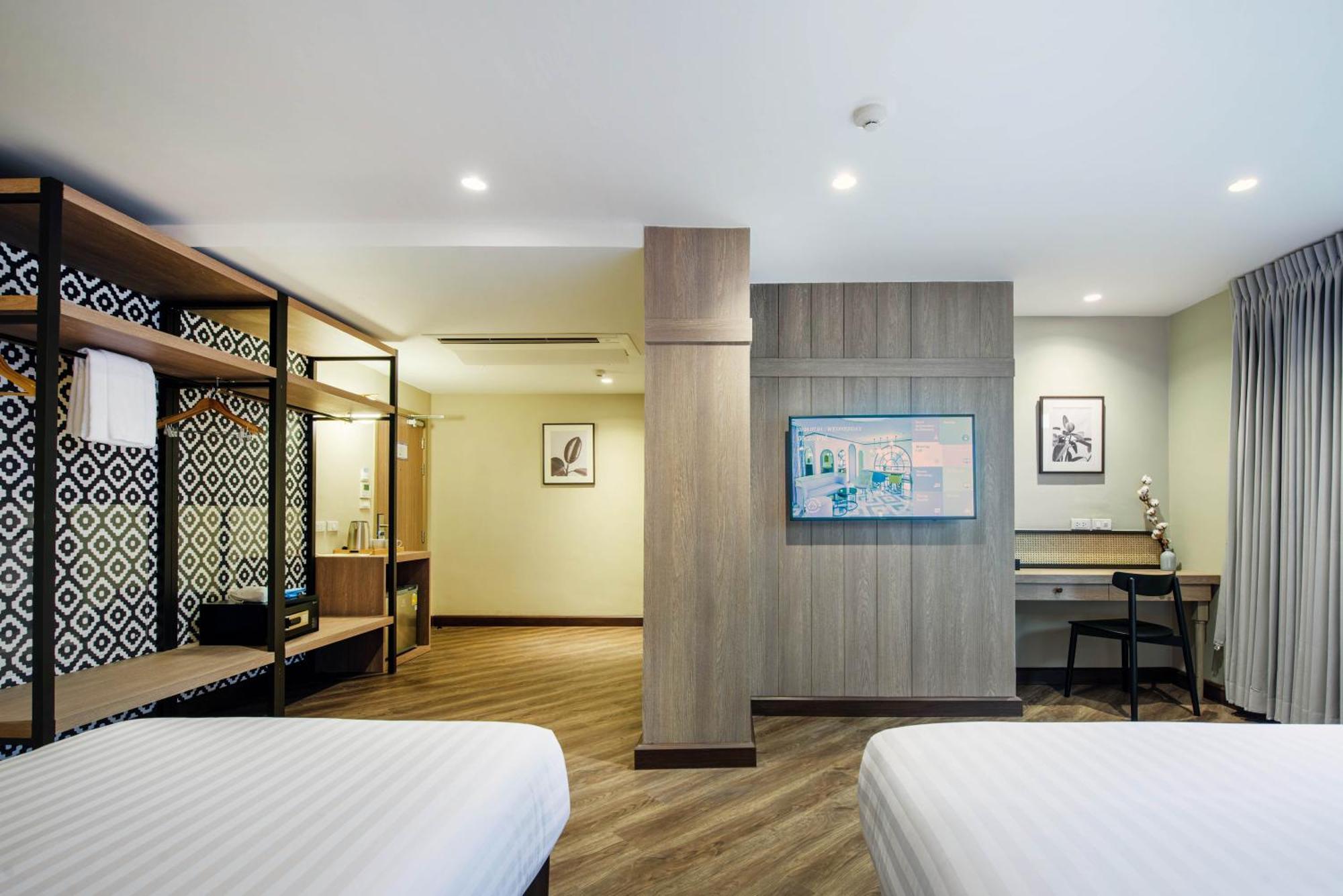 Triple Room