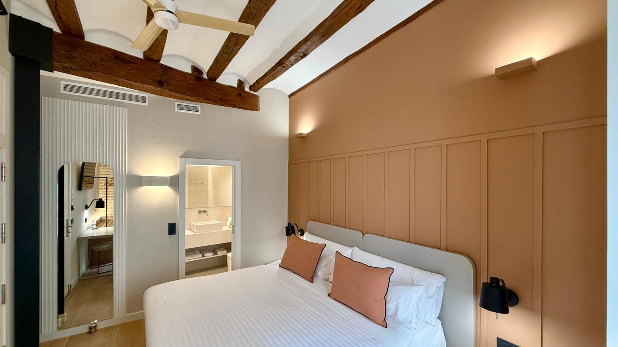 Deluxe Triple Room,1651179404:JPEG
