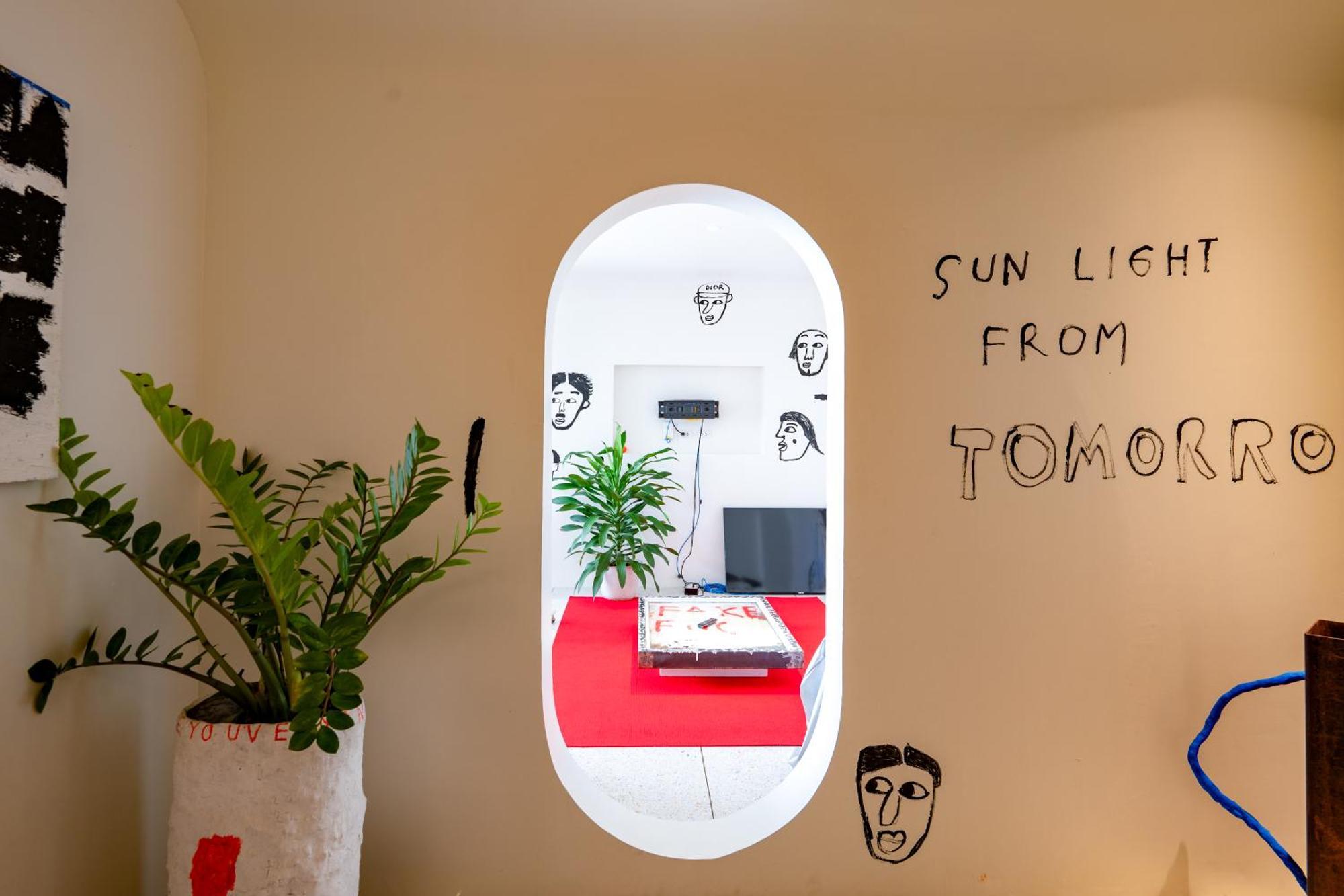 Art is Apartment