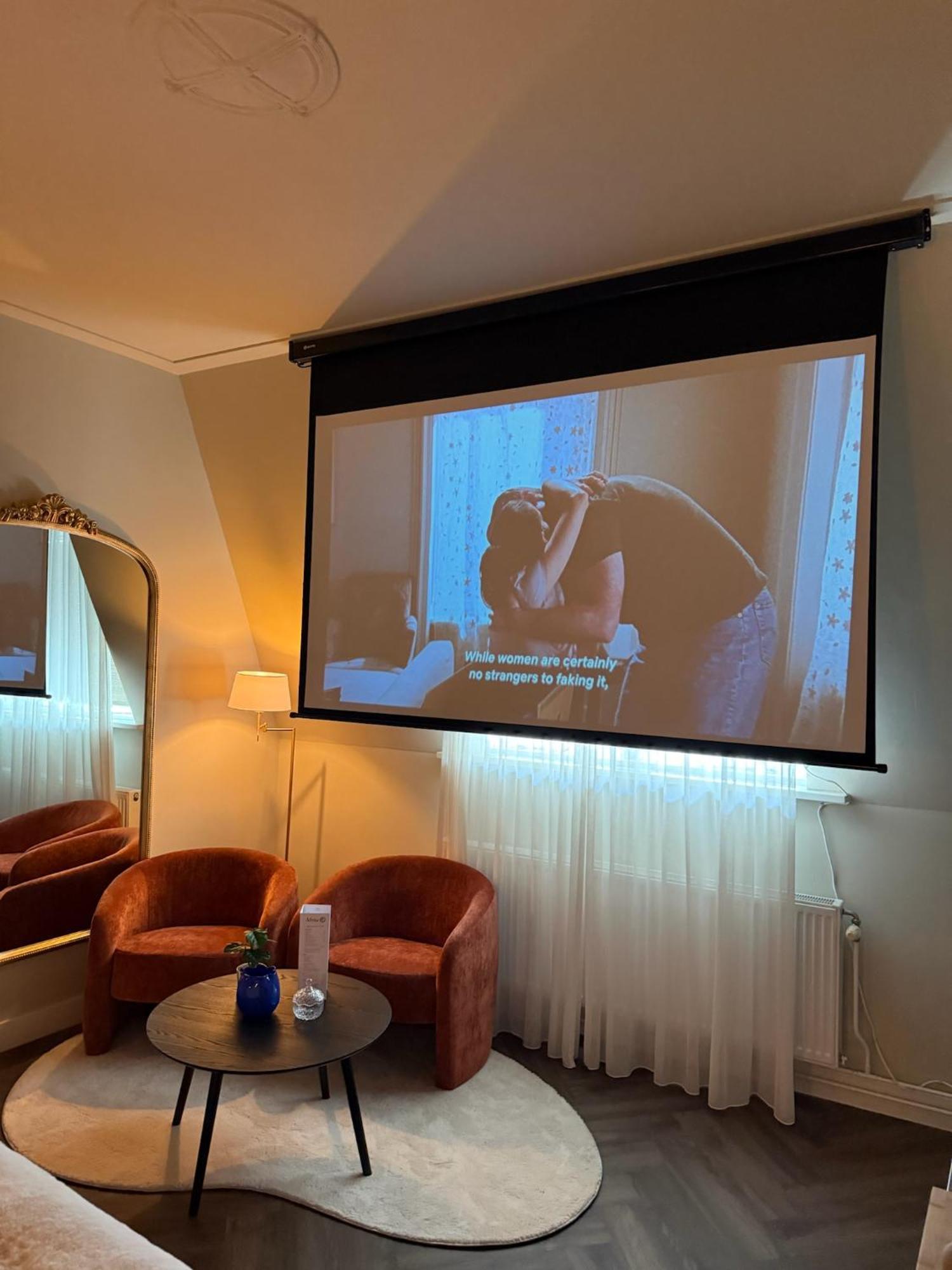 Deluxe Queen Room,1653175981:JPEG