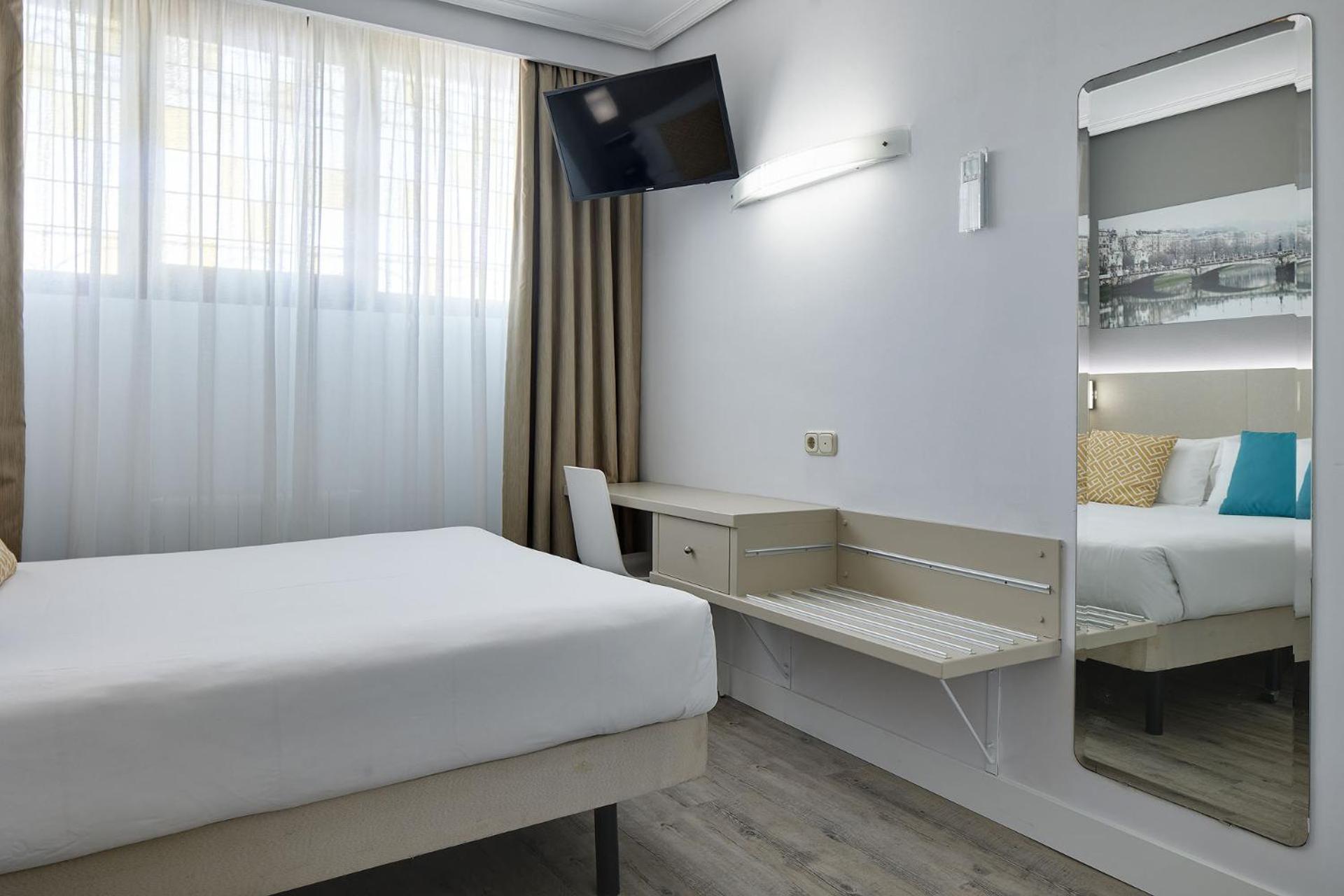 Single Room Interior Facing