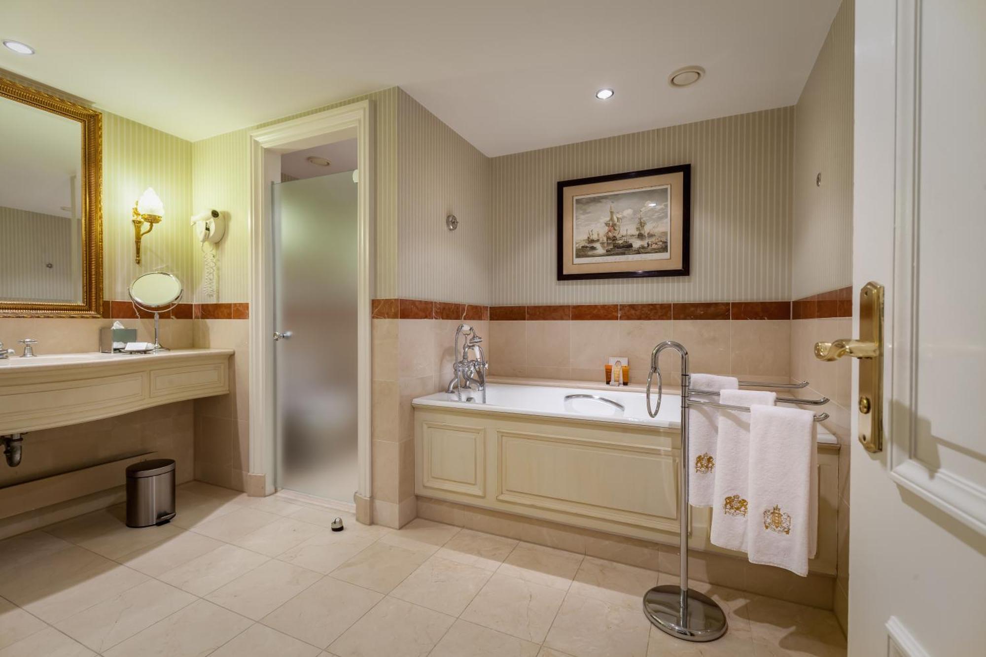Junior Suite met Kingsize Bed en Uitzicht op de Stad