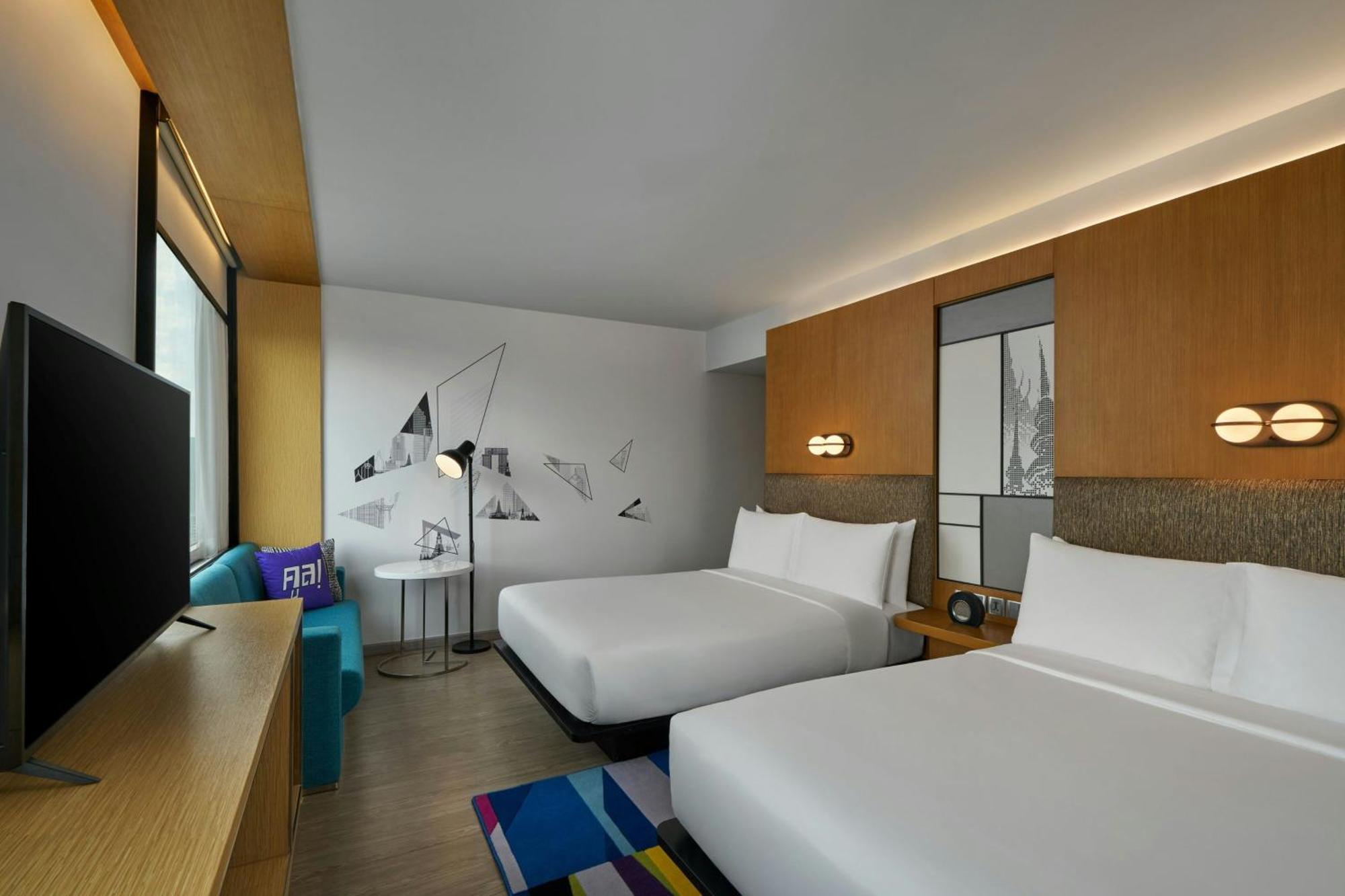 Breezy Queen Room Two Queen Beds City View High Floor