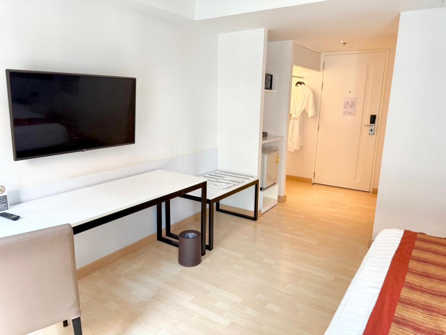 Deluxe Double or Twin Room