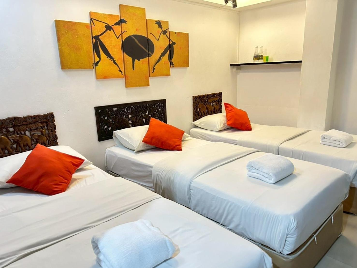 Triple Room