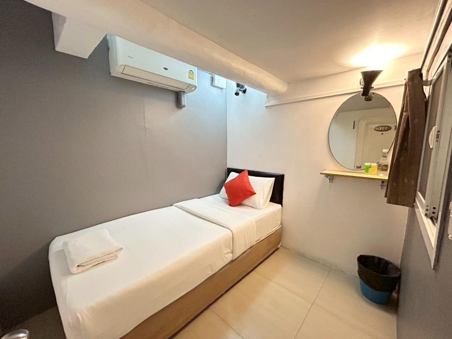 Single Room
