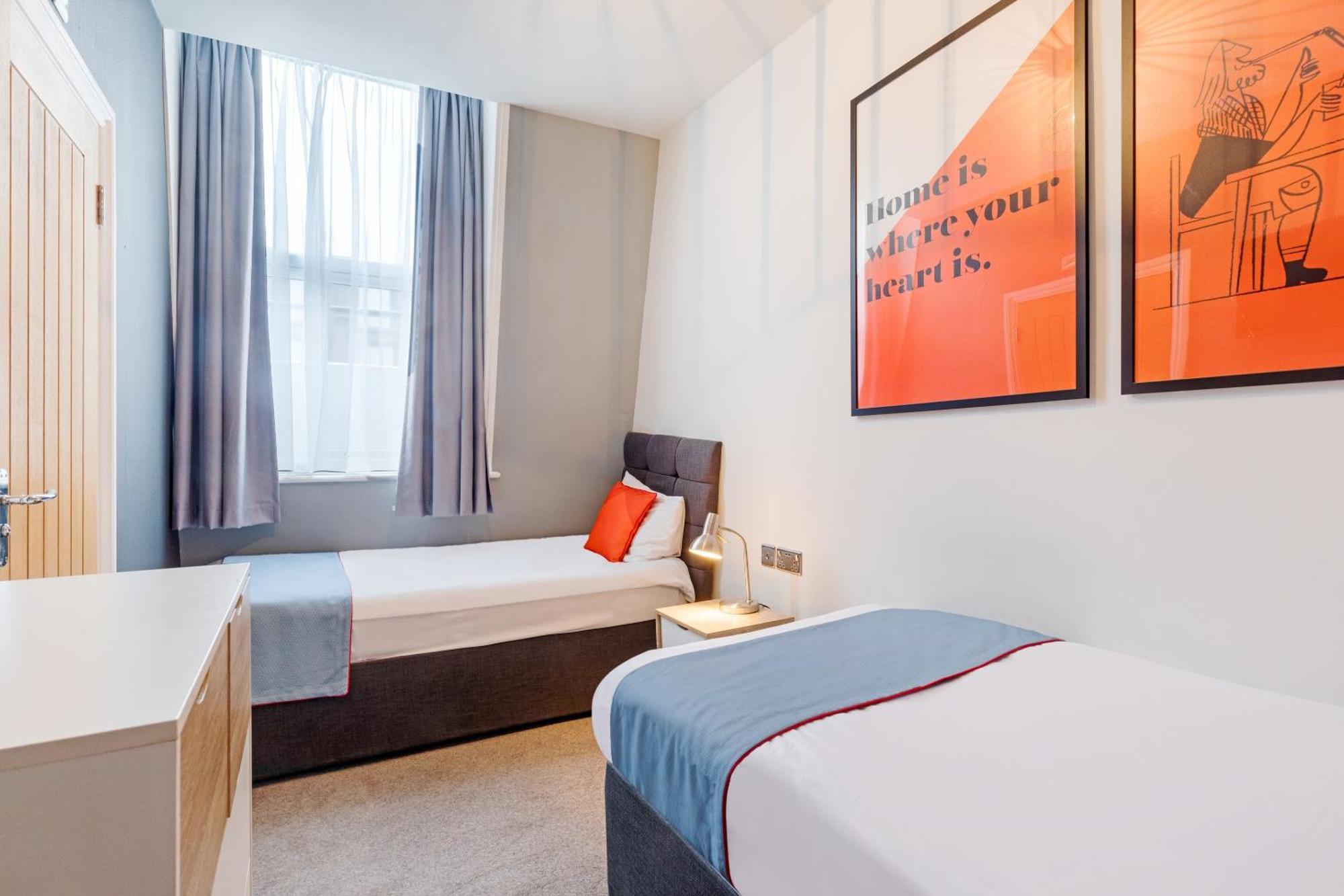 Deluxe Tweepersoonskamer met 2 Aparte Bedden