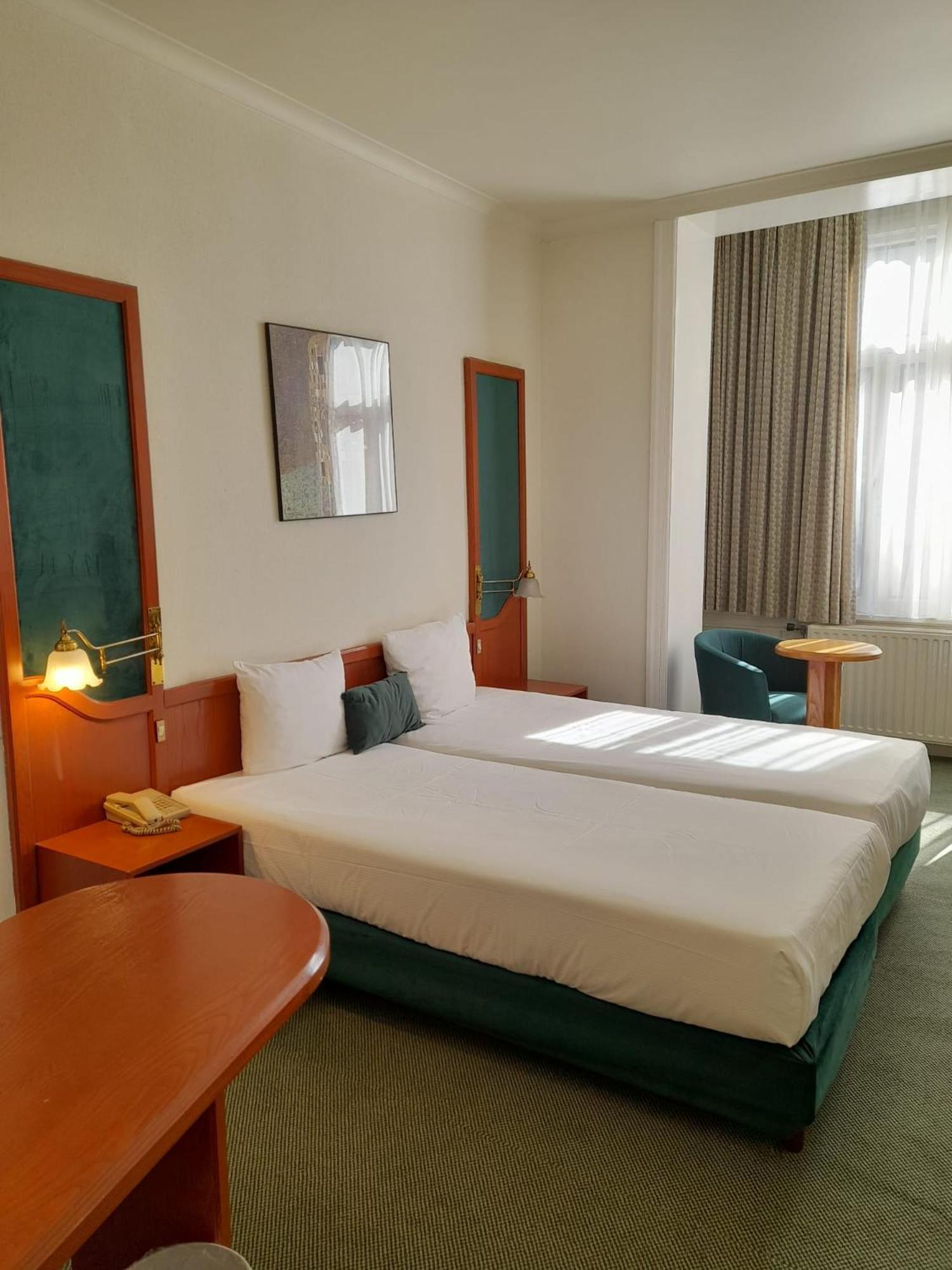 Standaard Kamer met 2 Bedden