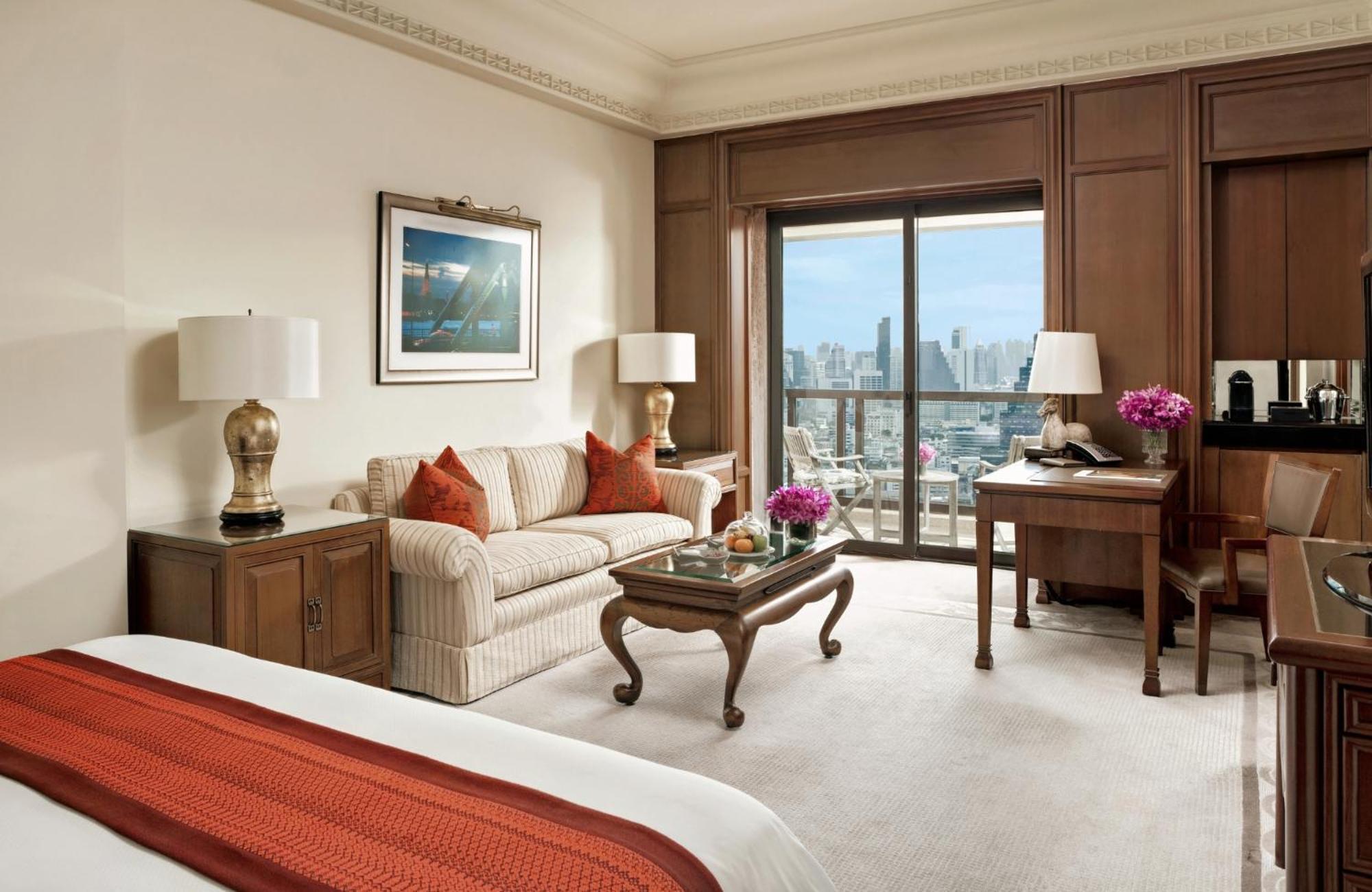 Grand Deluxe King Room Balcony
