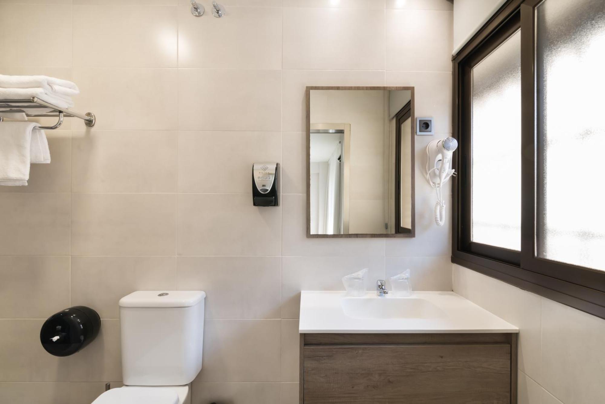 Deluxe Double or Twin Room Balcony