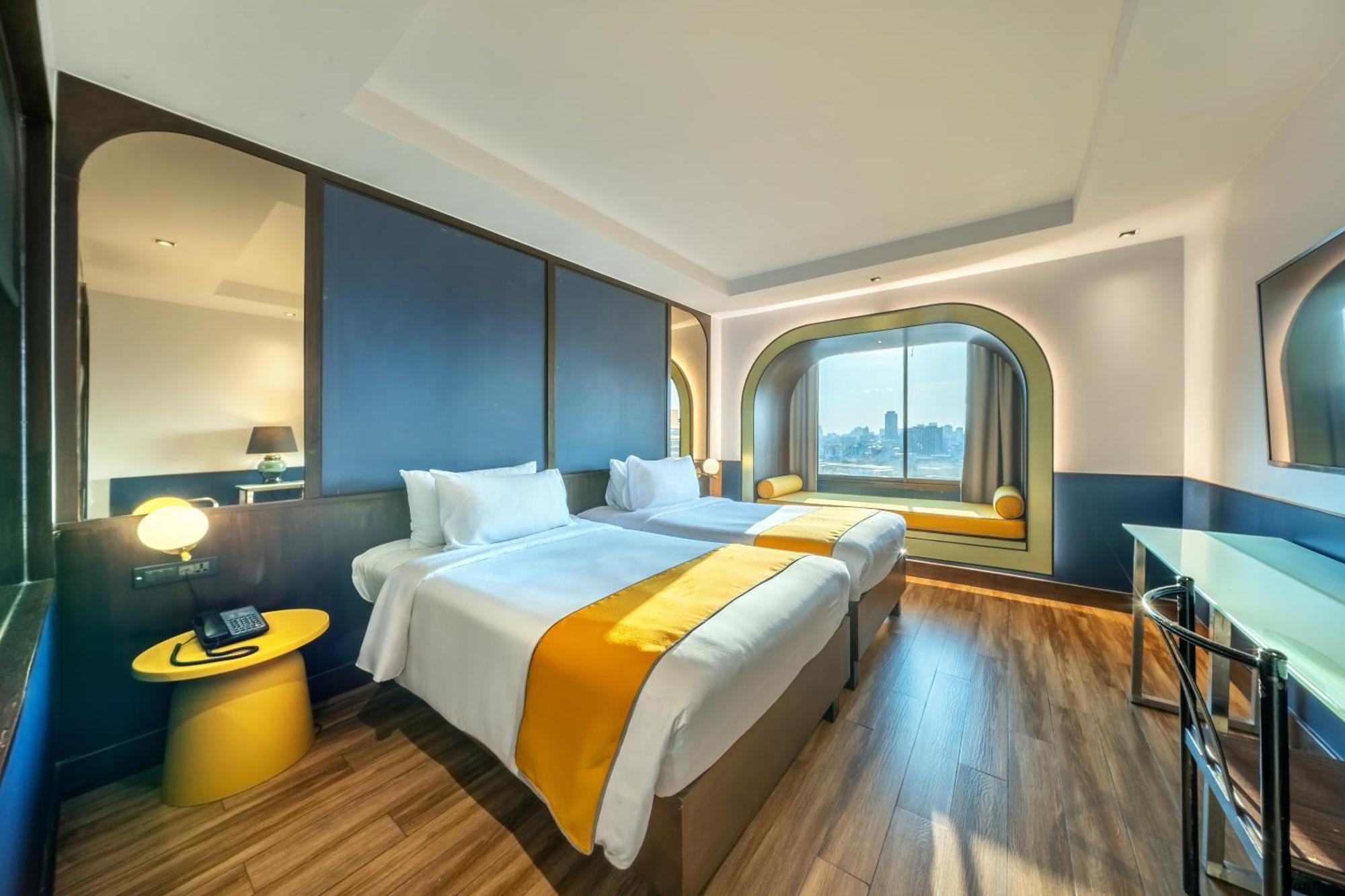 Deluxe Twin Room
