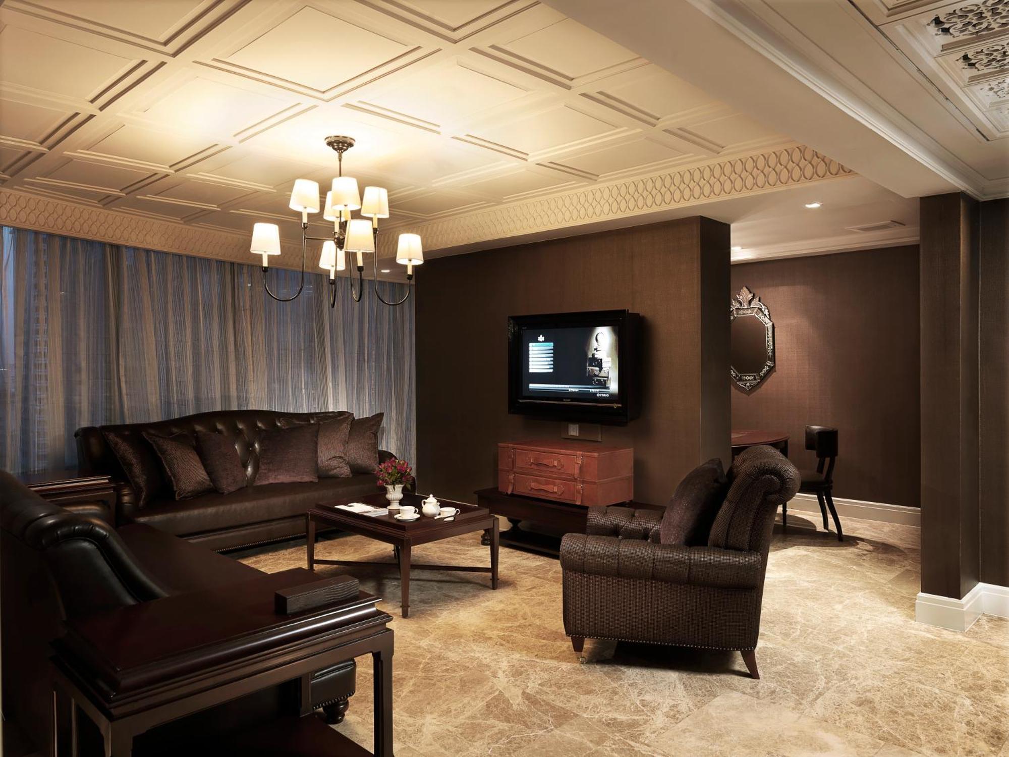 One-Bedroom Nimman King Suite High Floor