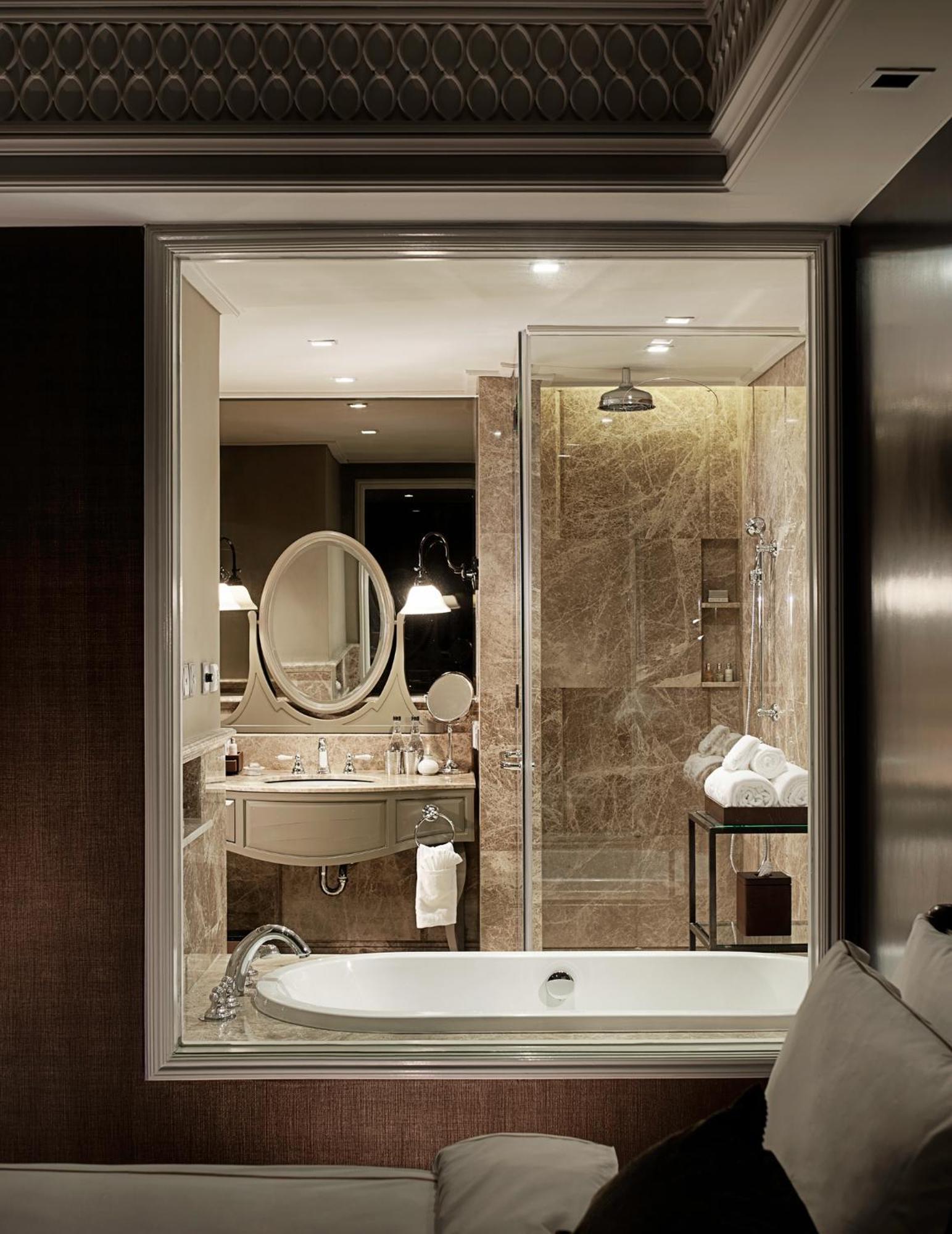 One-Bedroom Nimman King Suite High Floor
