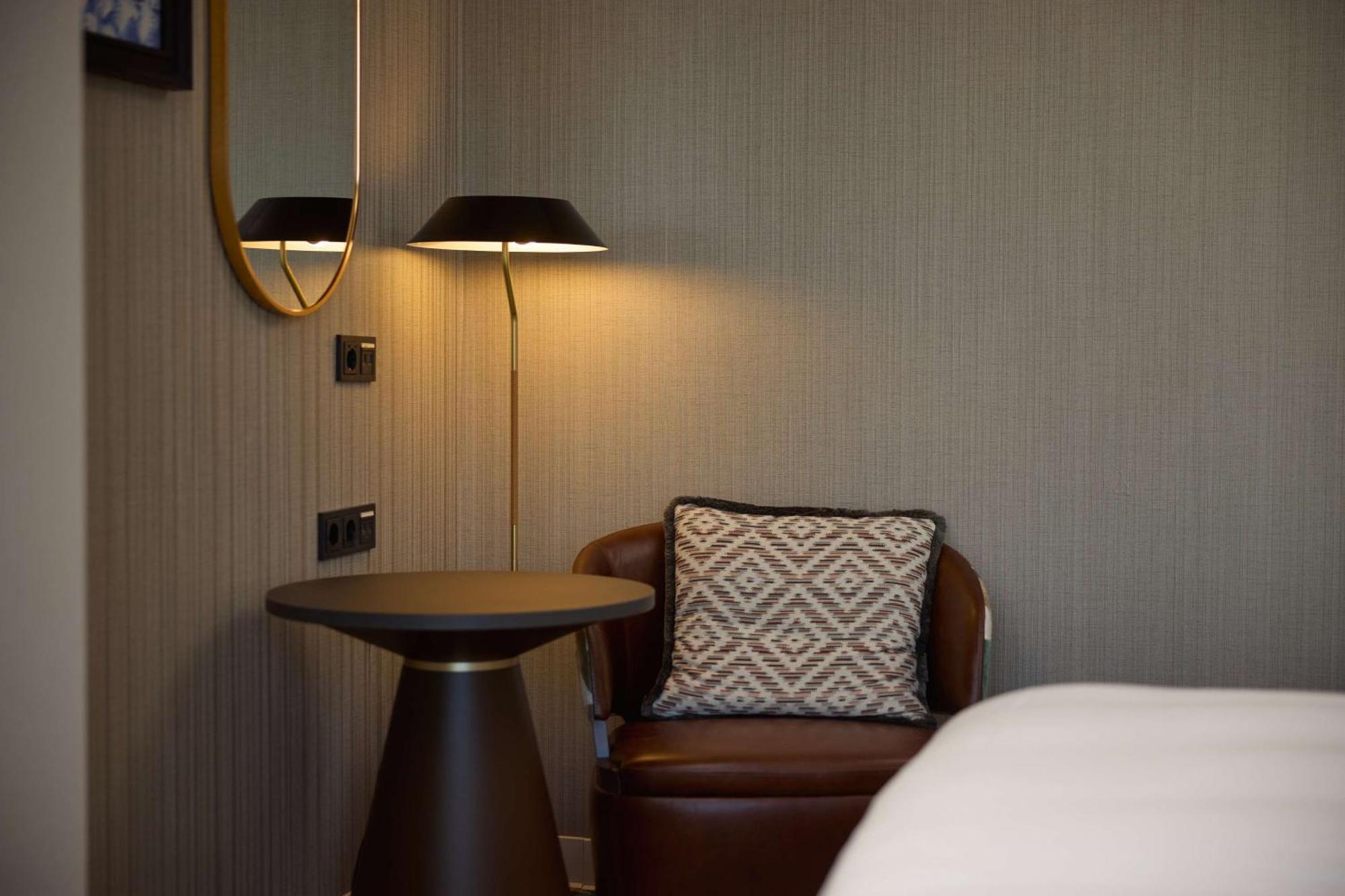 One-Bedroom King Suite with Harbour View,1662408967:JPEG