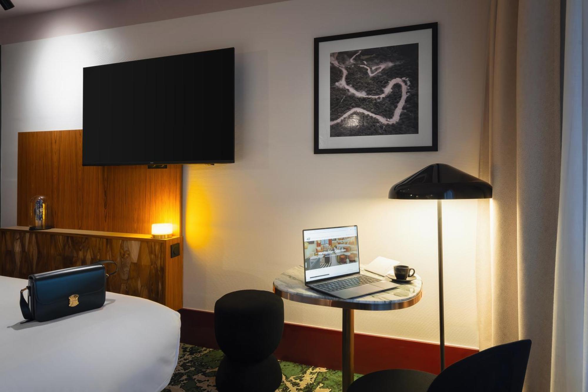 Superior Twin Room,1697781381:JPEG