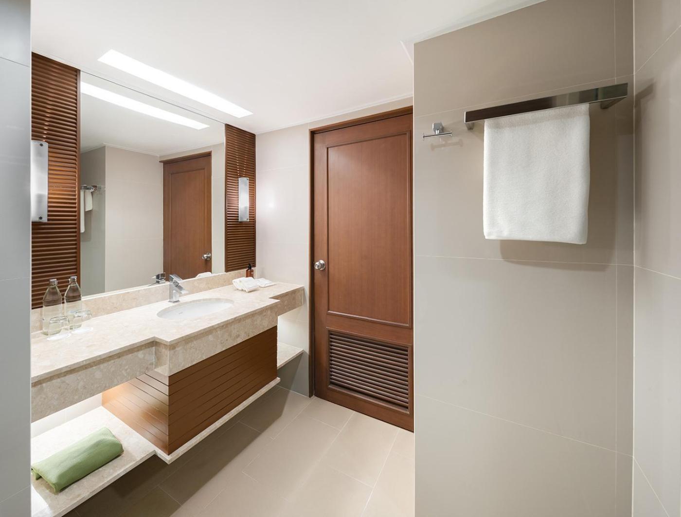 Junior Suite Twin Exclusive Benefits