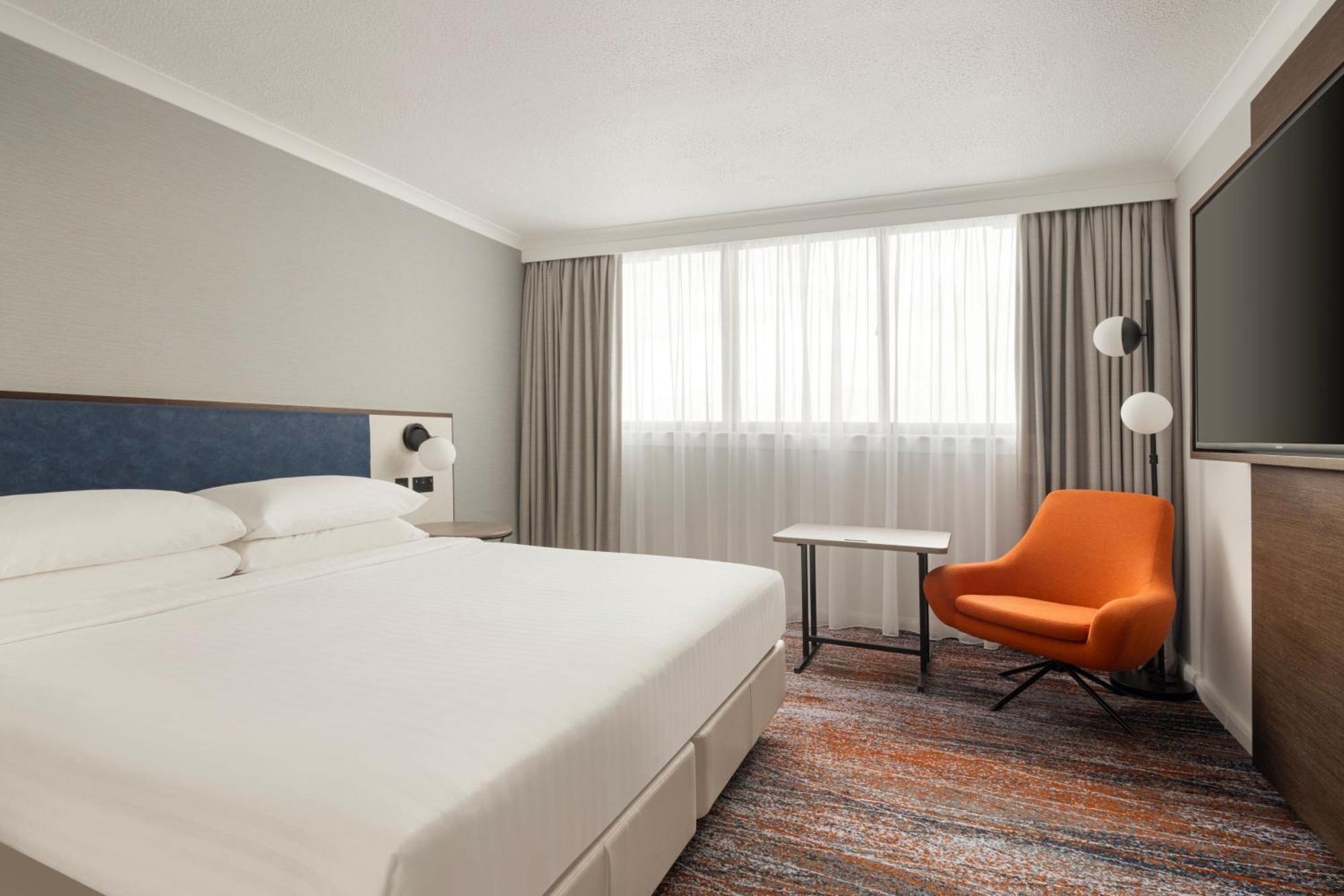 Executive King Room Lounge Access