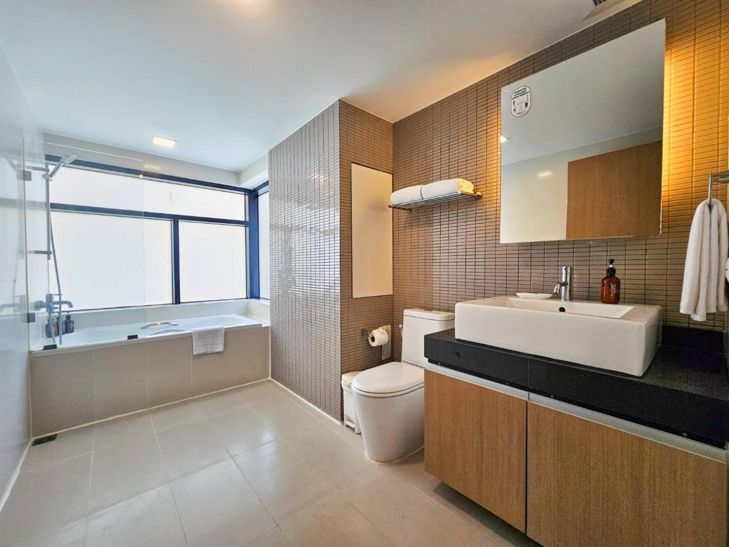 2-Bedroom Premier