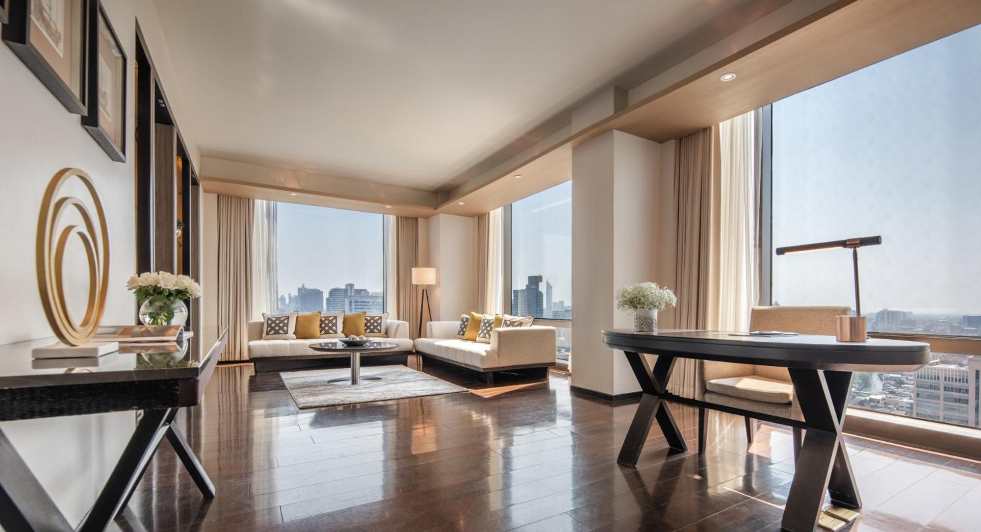 Two-Bedroom Suite Piano Club Privilege