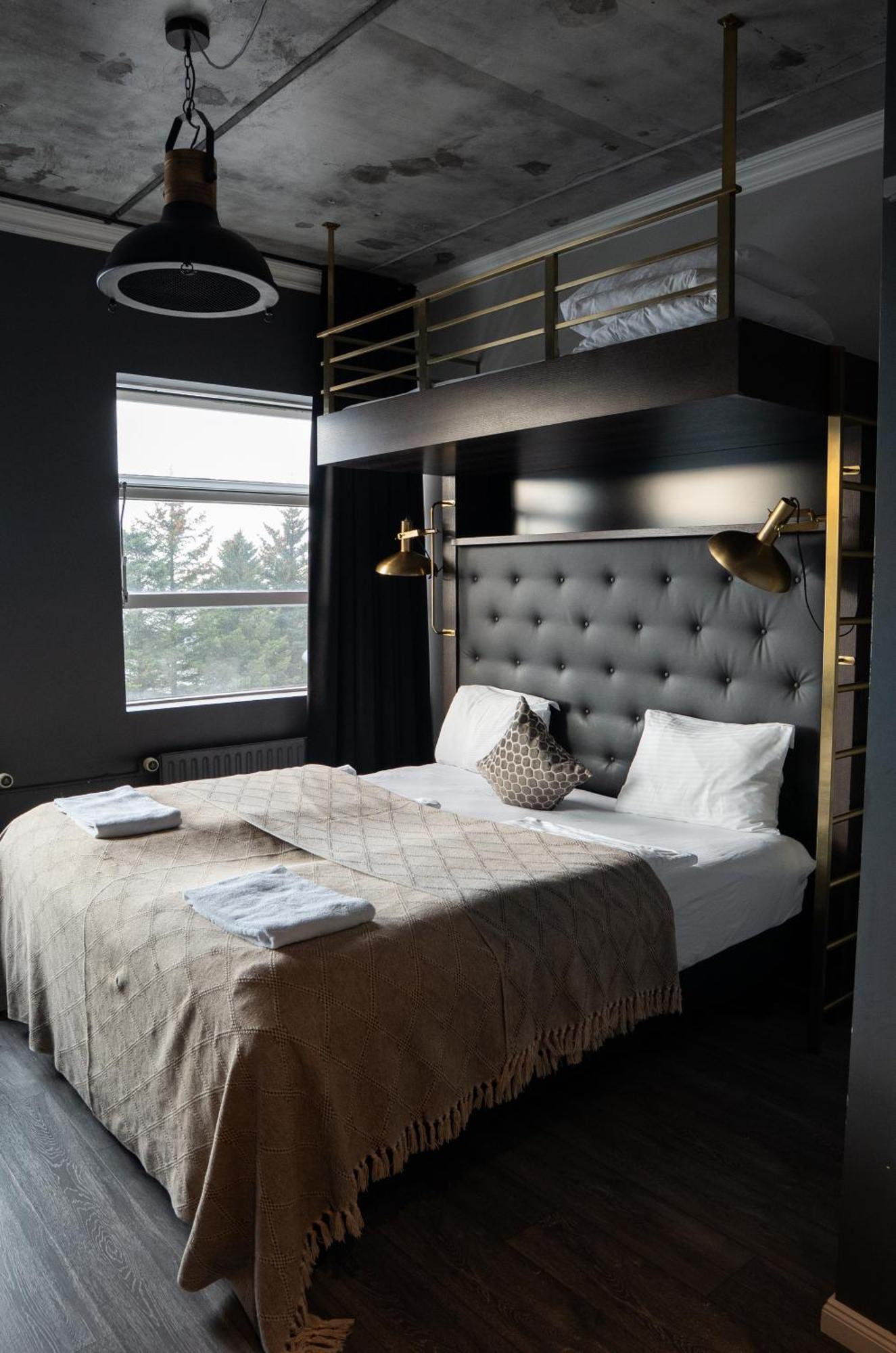 Triple Studio Bunk Bed