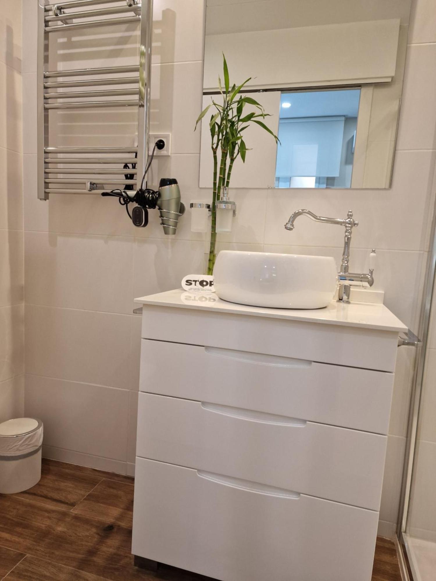 Double Room Private Bathroom,1668171600:JPEG