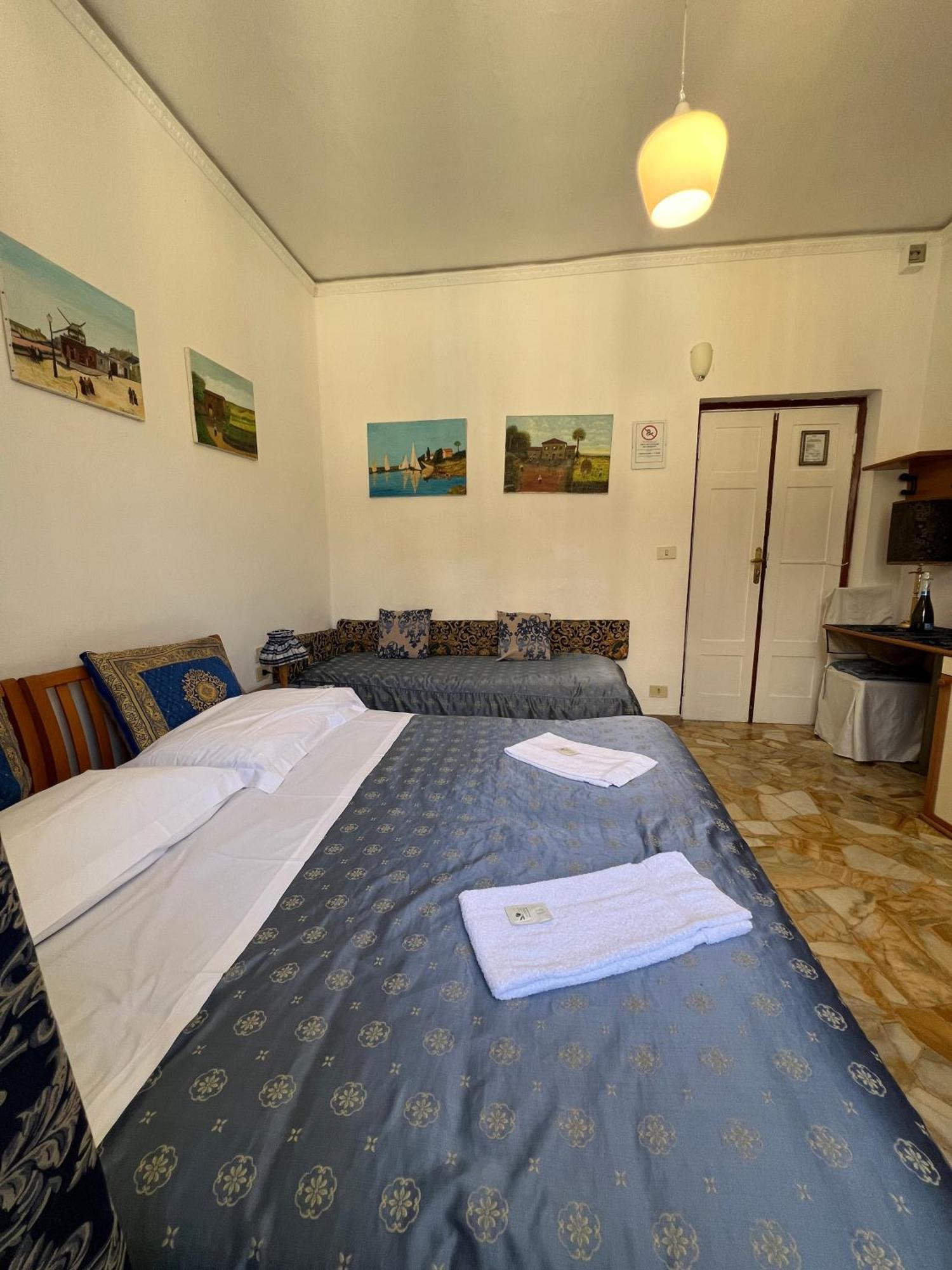 Superior Tweepersoonskamer met Gedeelde Badkamer