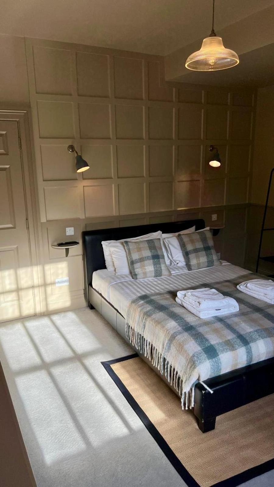 Kamer met Queensize Bed